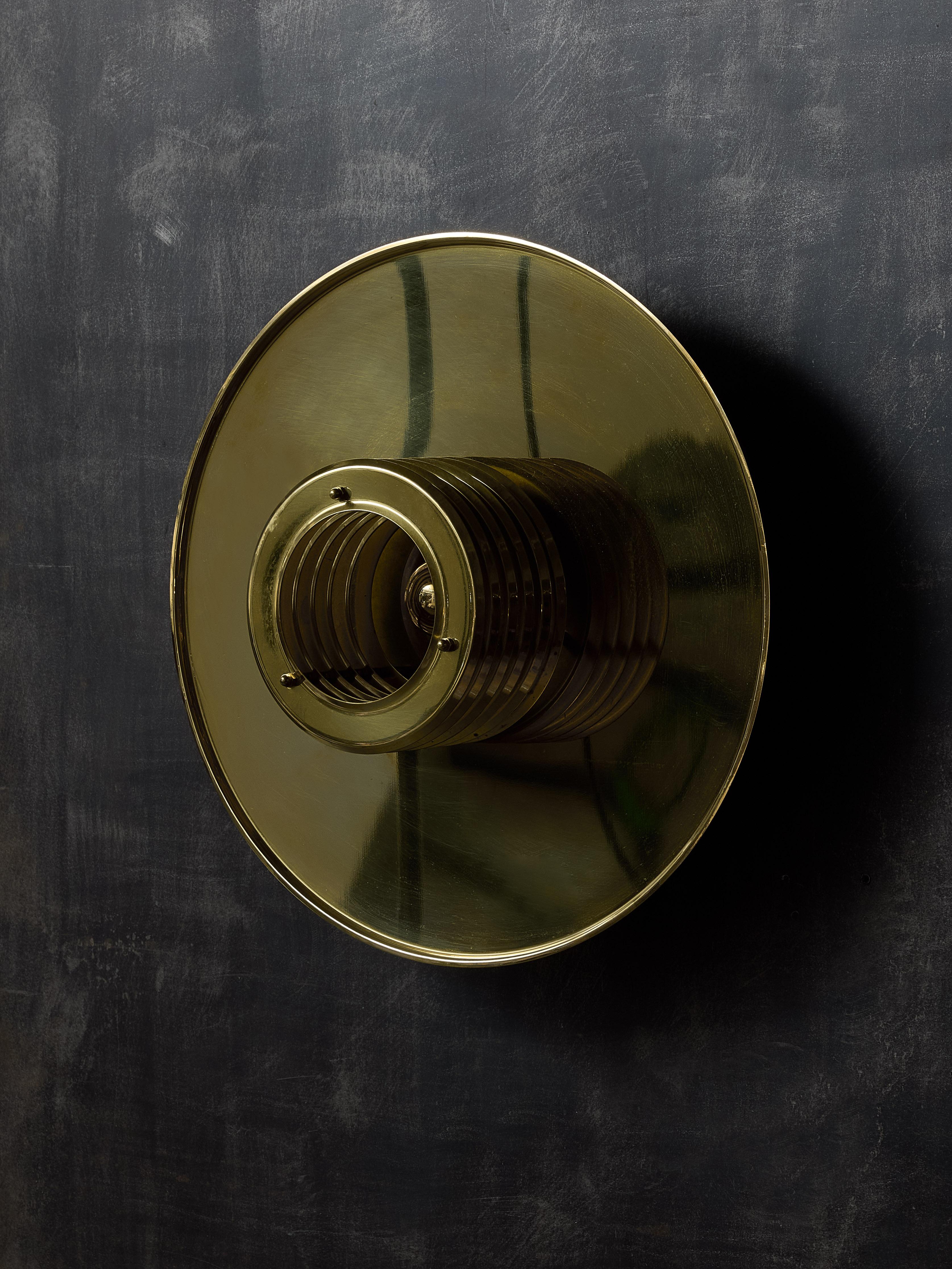 Lámpara de pared o empotrable de latón By Falkenberg Sueco en venta