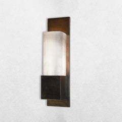 Applique PIERRE DE LUNE 2, Ottone/bronzo fuso con selenite, Cinabre Gallery