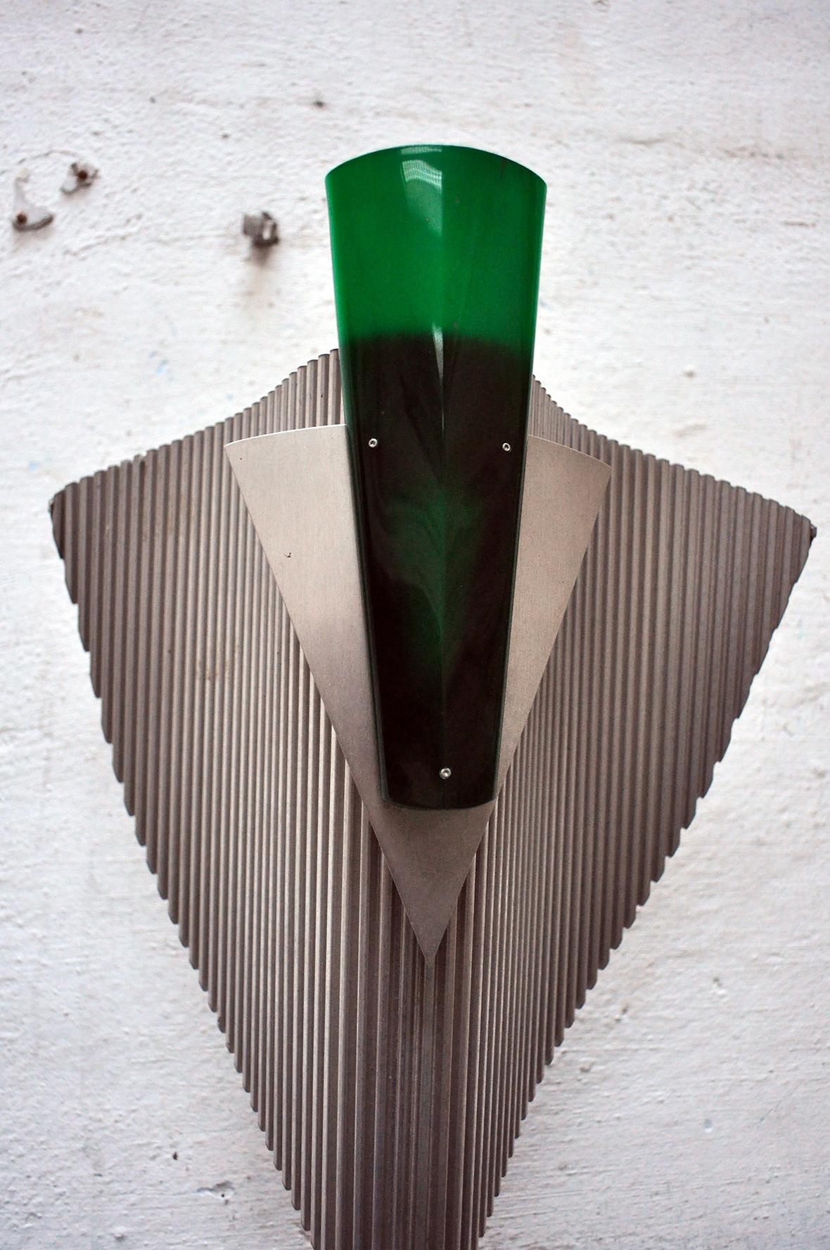 Wall Light Post-Modern by Ingo Maurer, 1980s In Good Condition For Sale In Torino, Italy