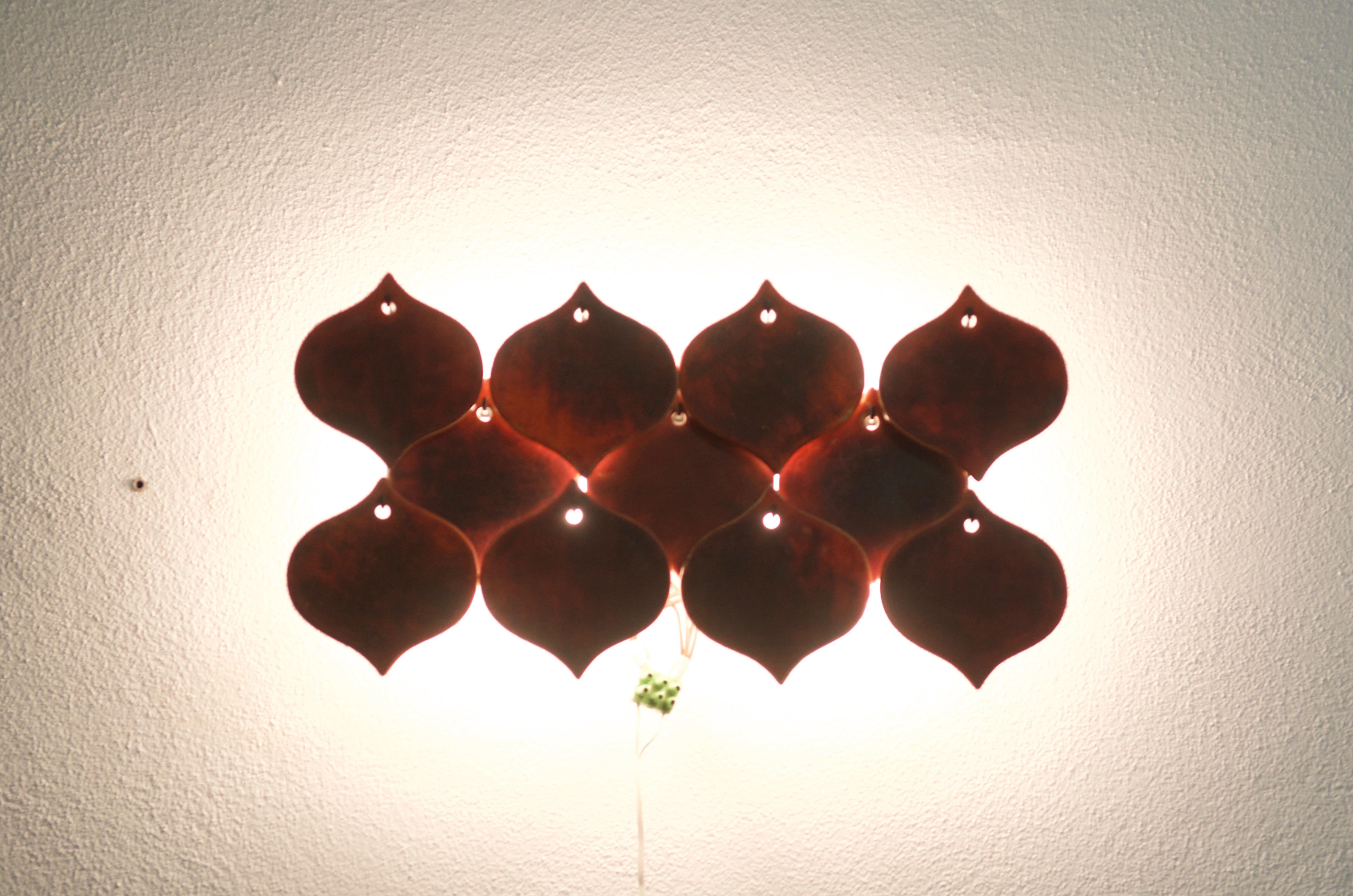 Wall Light Sconce Attributed to Kalmar In Good Condition For Sale In Vienna, AT