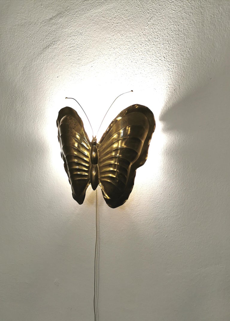 Wall Light Sconce Brass Black Enameled Metal Relco Milano Midcentury Italy 1960s For Sale 1