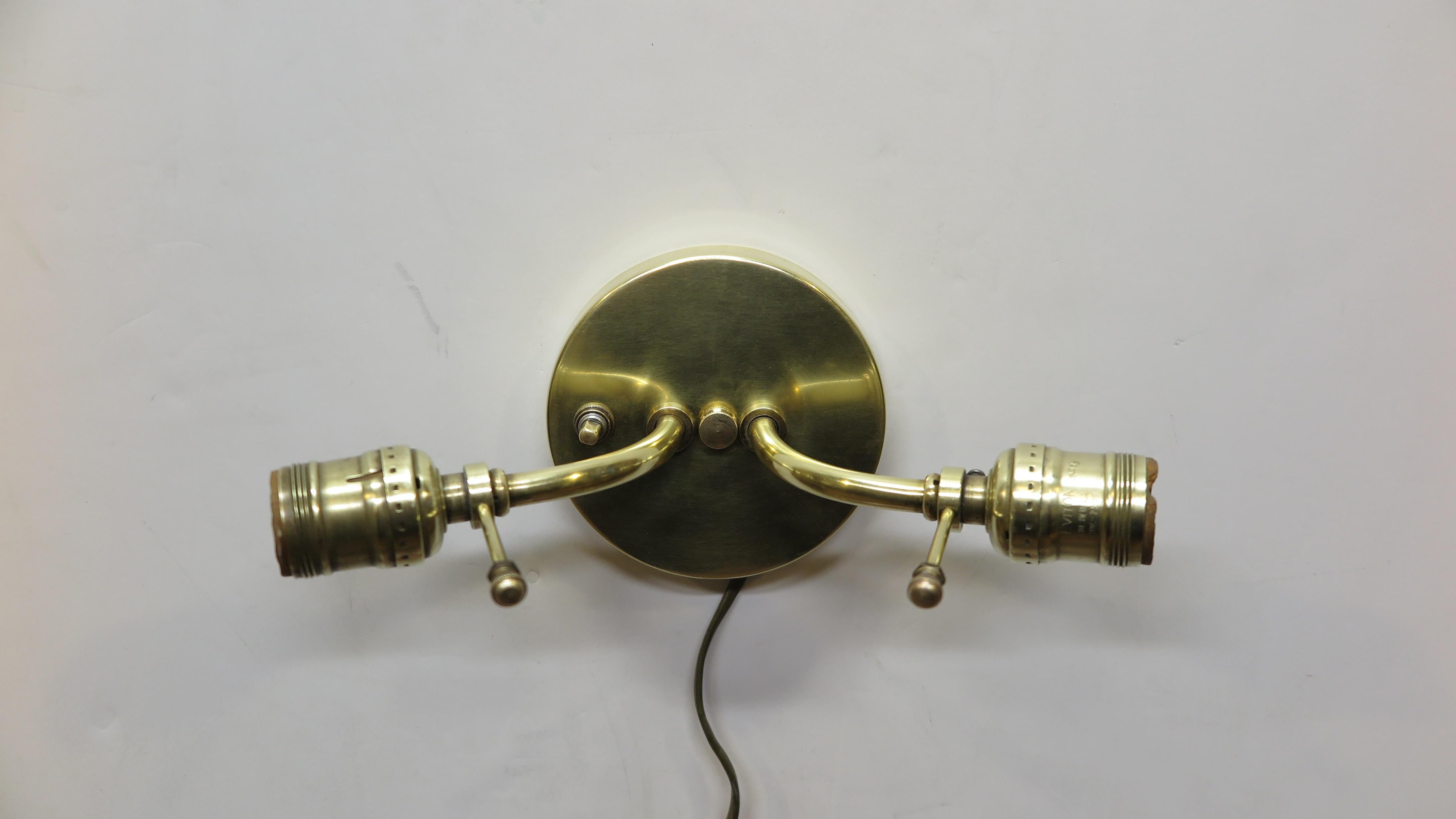 Hand-Crafted Wall Light Sconce Gerald Thurston Lightolier For Sale
