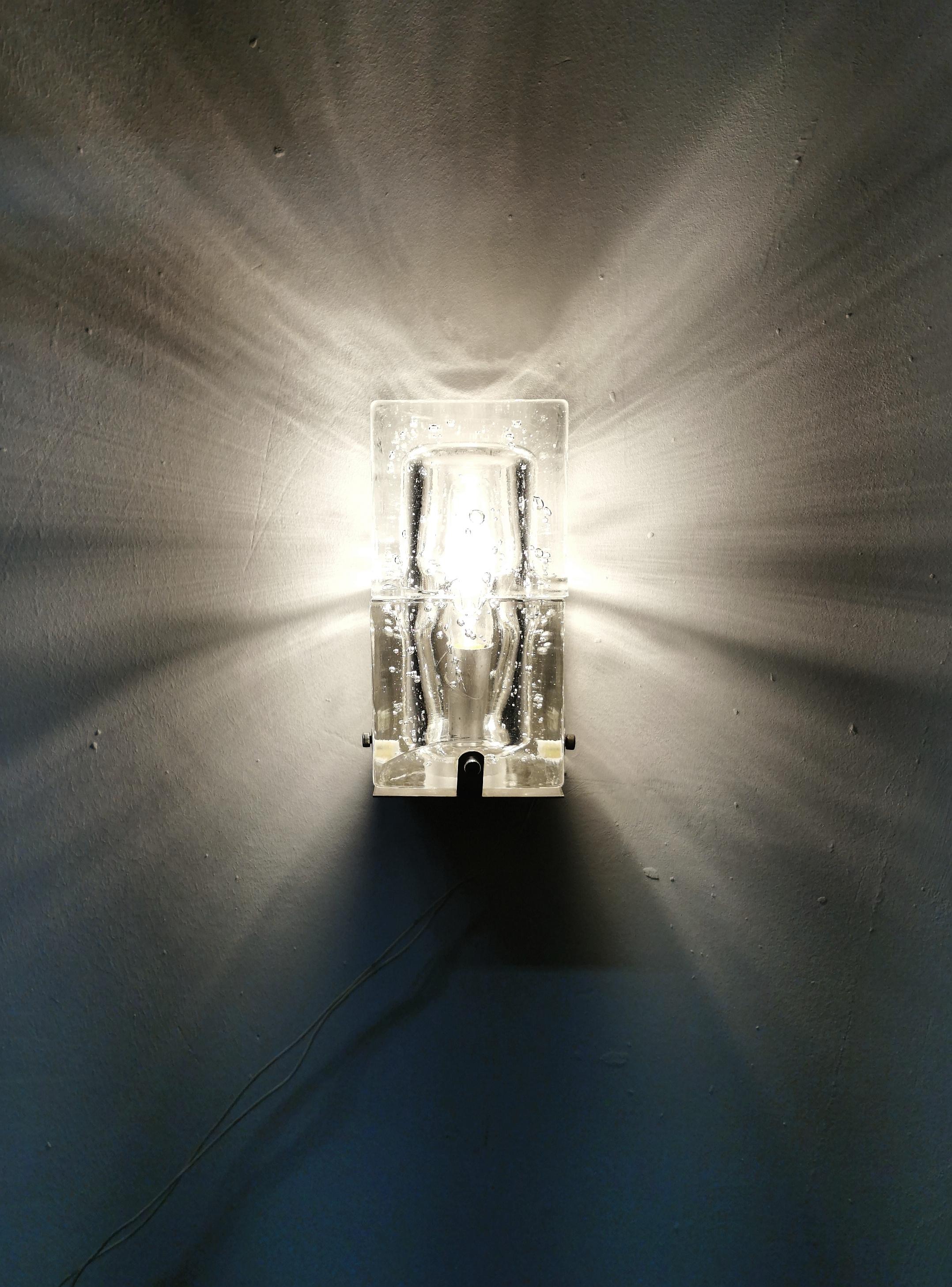 Wall Light Sconce Murano Bubble Glass Aluminum Midcentury Italian Design 1970s In Good Condition In Palermo, IT