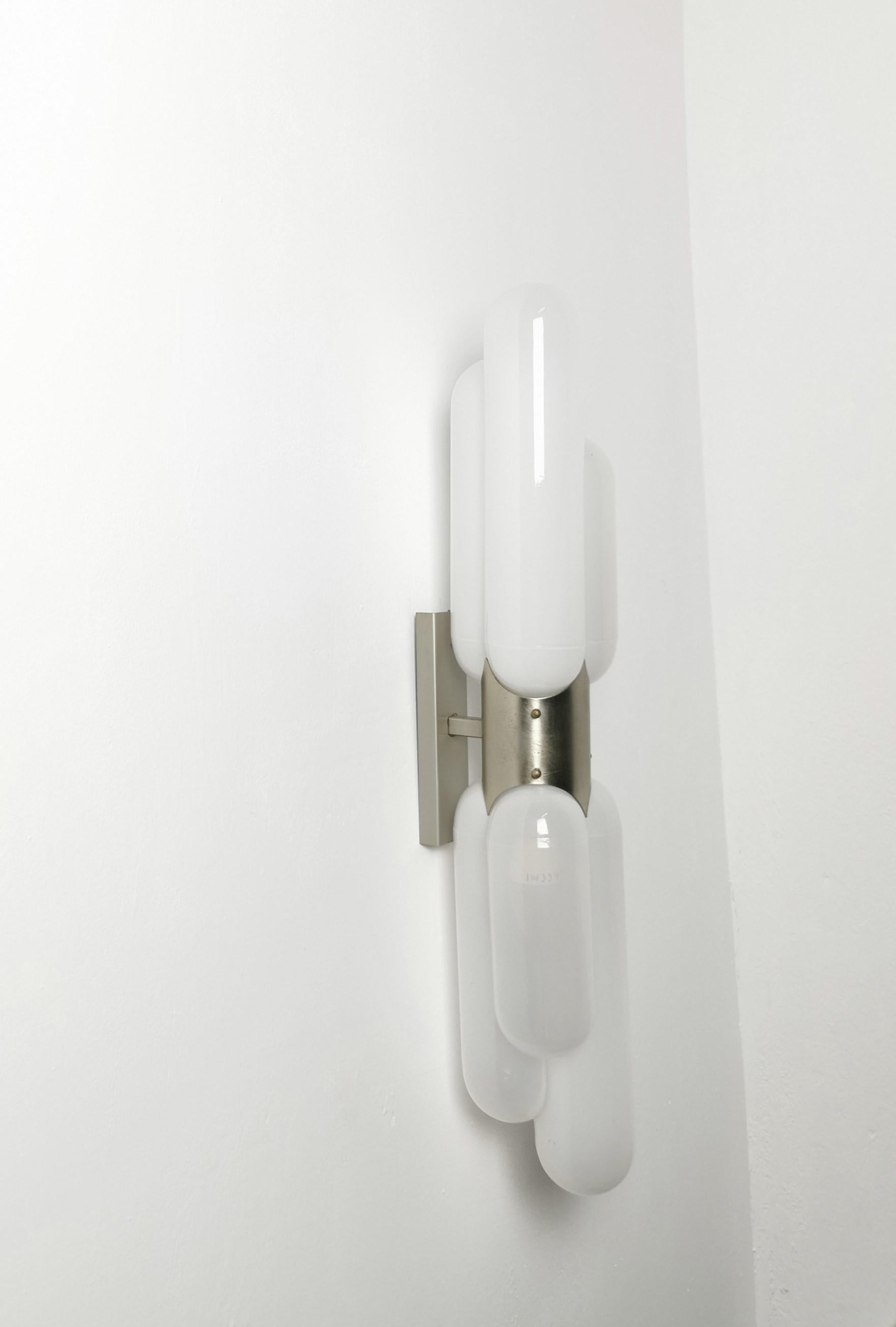 Mid-Century Modern Wall Light Sconce Murano Glass Carlo Nason for Mazzega Midcentury Italy 1960s