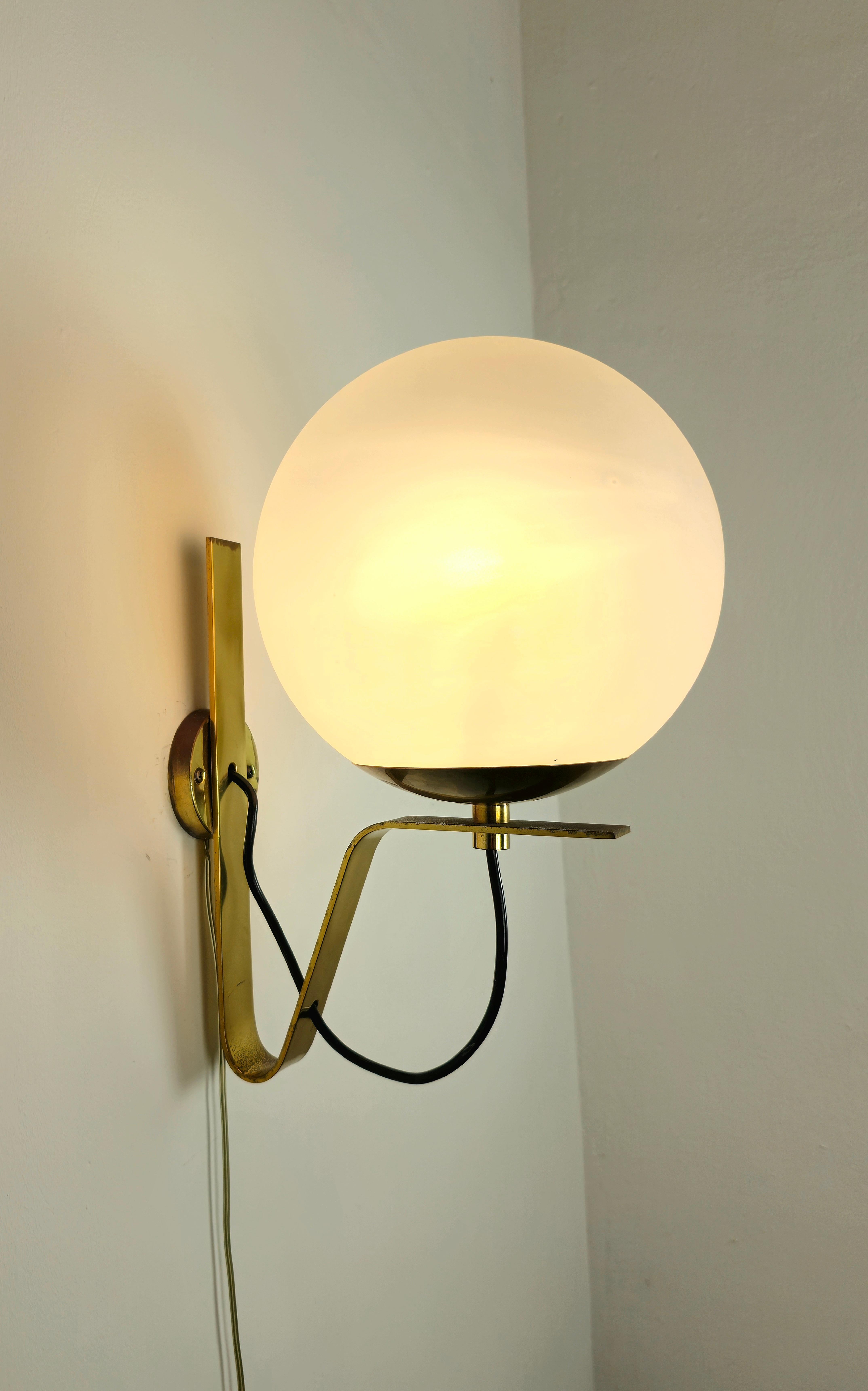 Italian Wall Light Sconce Sergio Asti for Artemide Brass Glass Midcentury Italy 1960s For Sale
