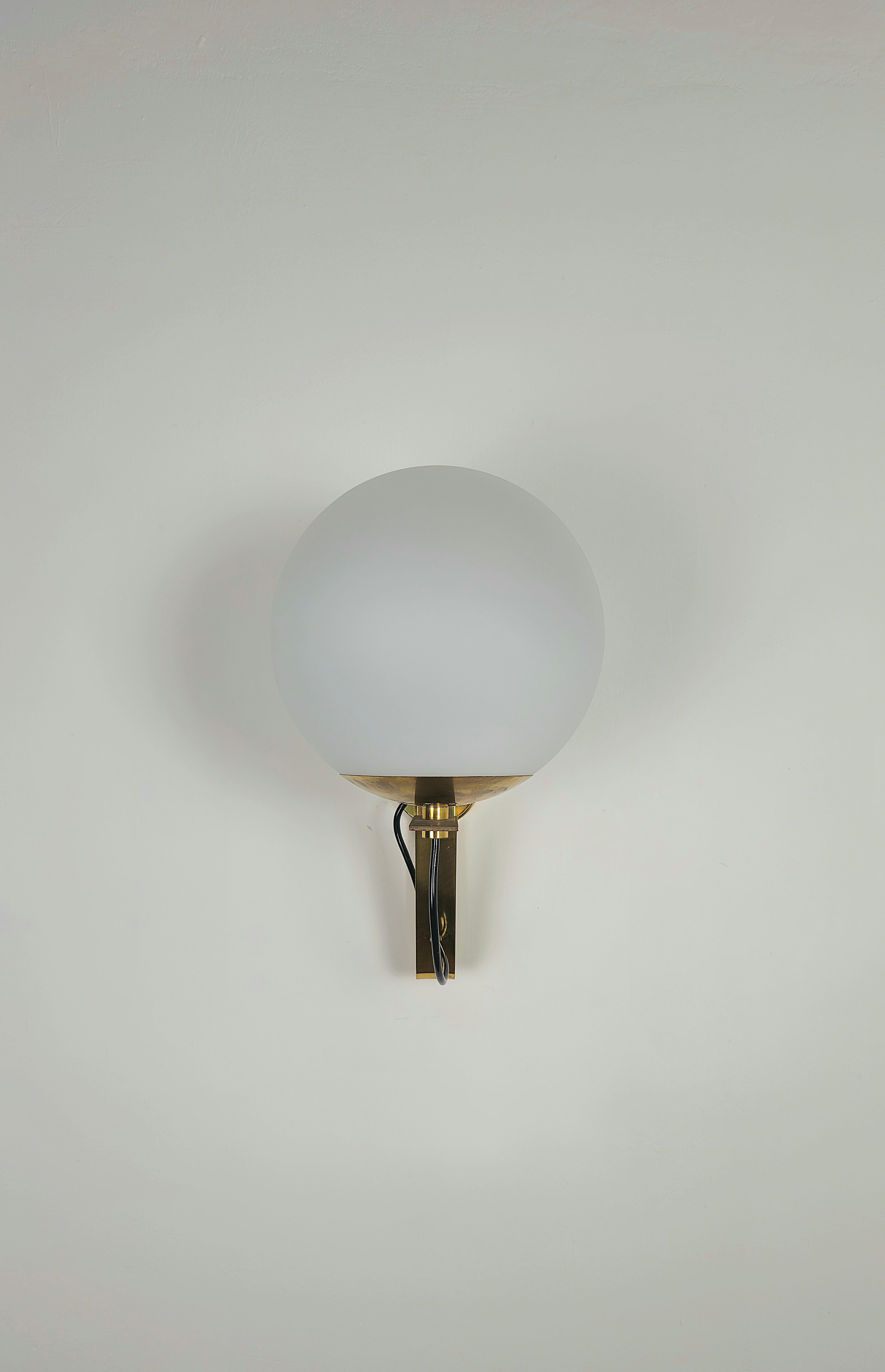 Sandblasted Wall Light Sconce Sergio Asti for Artemide Brass Glass Midcentury Italy 1960s For Sale