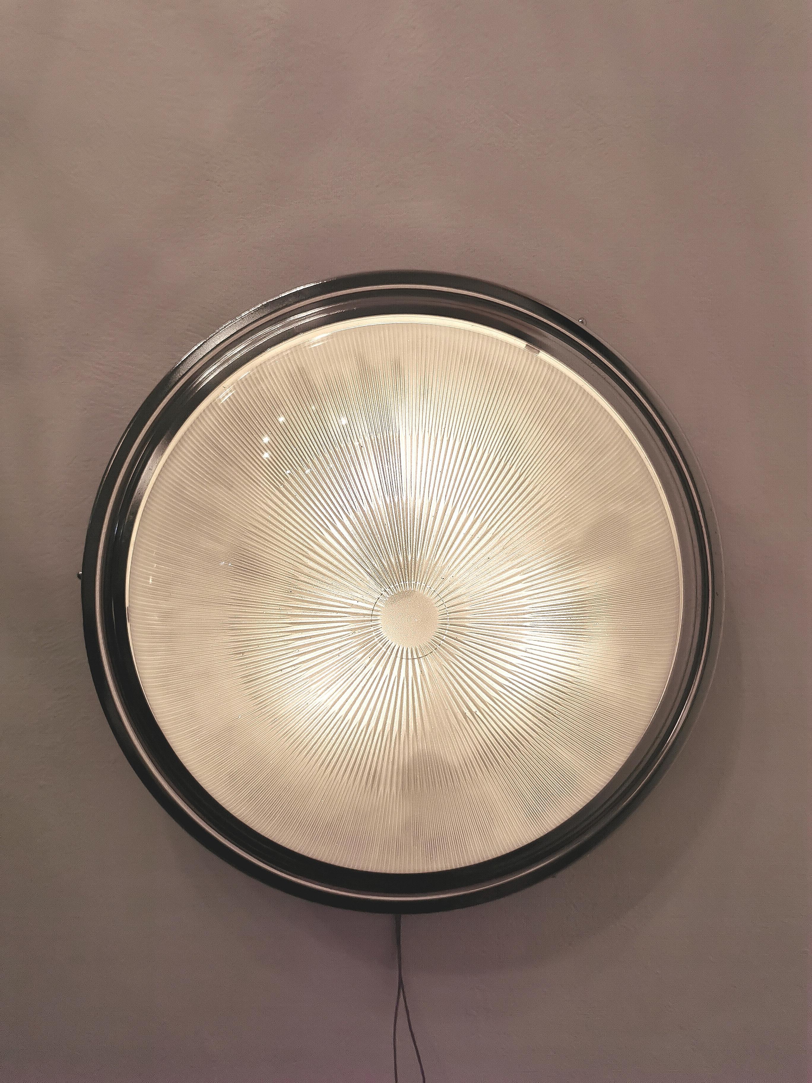 Wall Light Sconce Sergio Mazza Artemide Glass Aluminum Metal Midcentury, 1960s In Good Condition For Sale In Palermo, IT