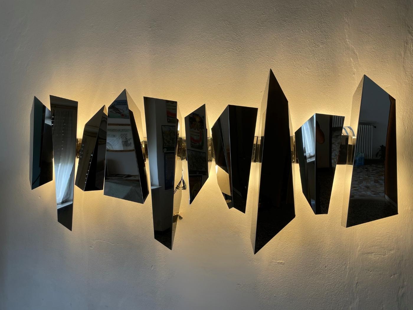 Modern Wall light sculpture, applique, sconce 