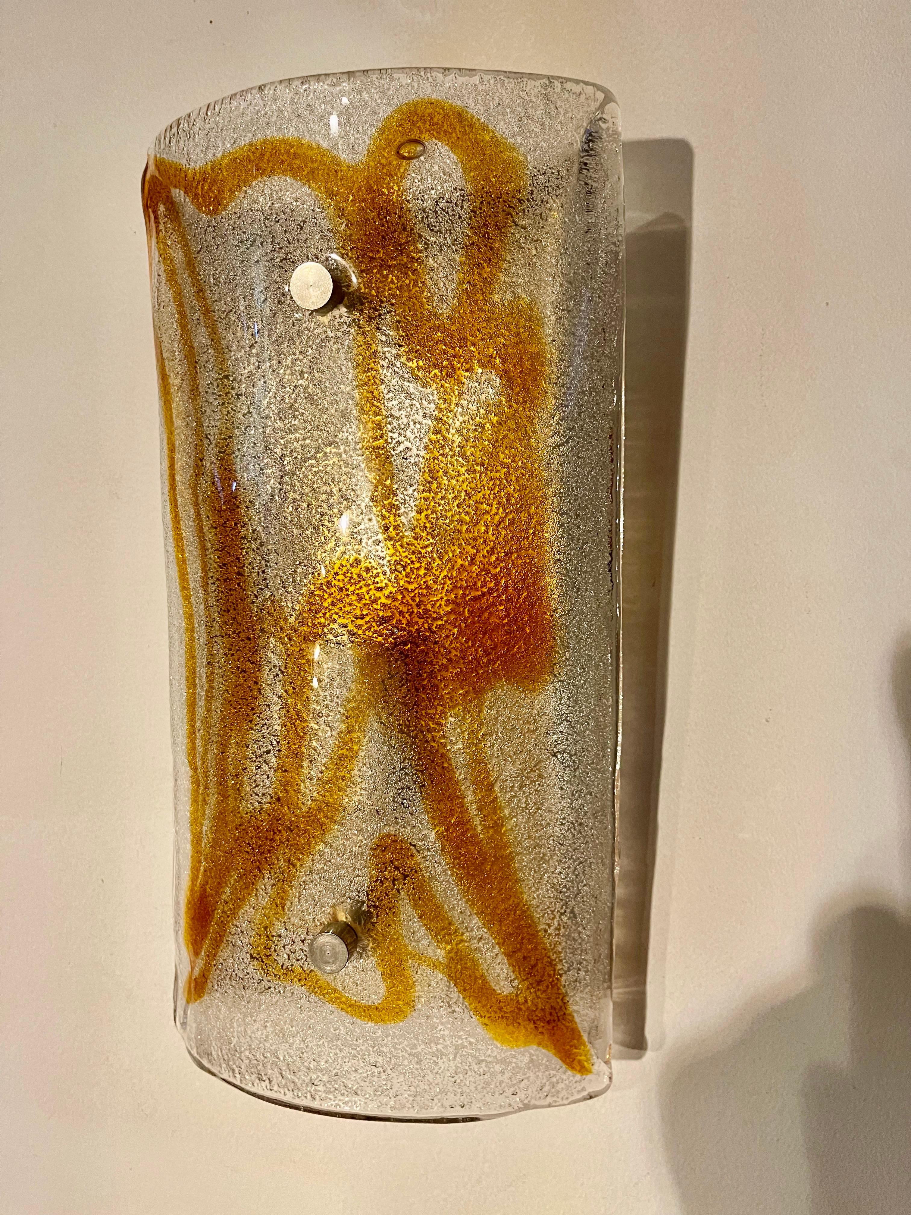 Aplique de Mazzega Bicolore Pareja de cristal de Murano , Italia, 1970 Italiano