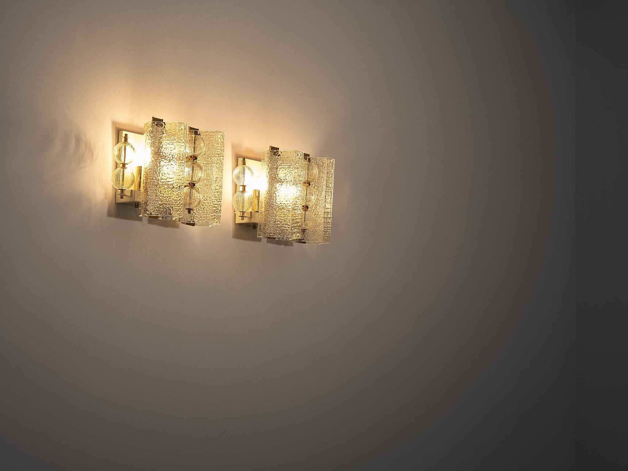 Wall Lights in Textured Glass and Brass  For Sale 1
