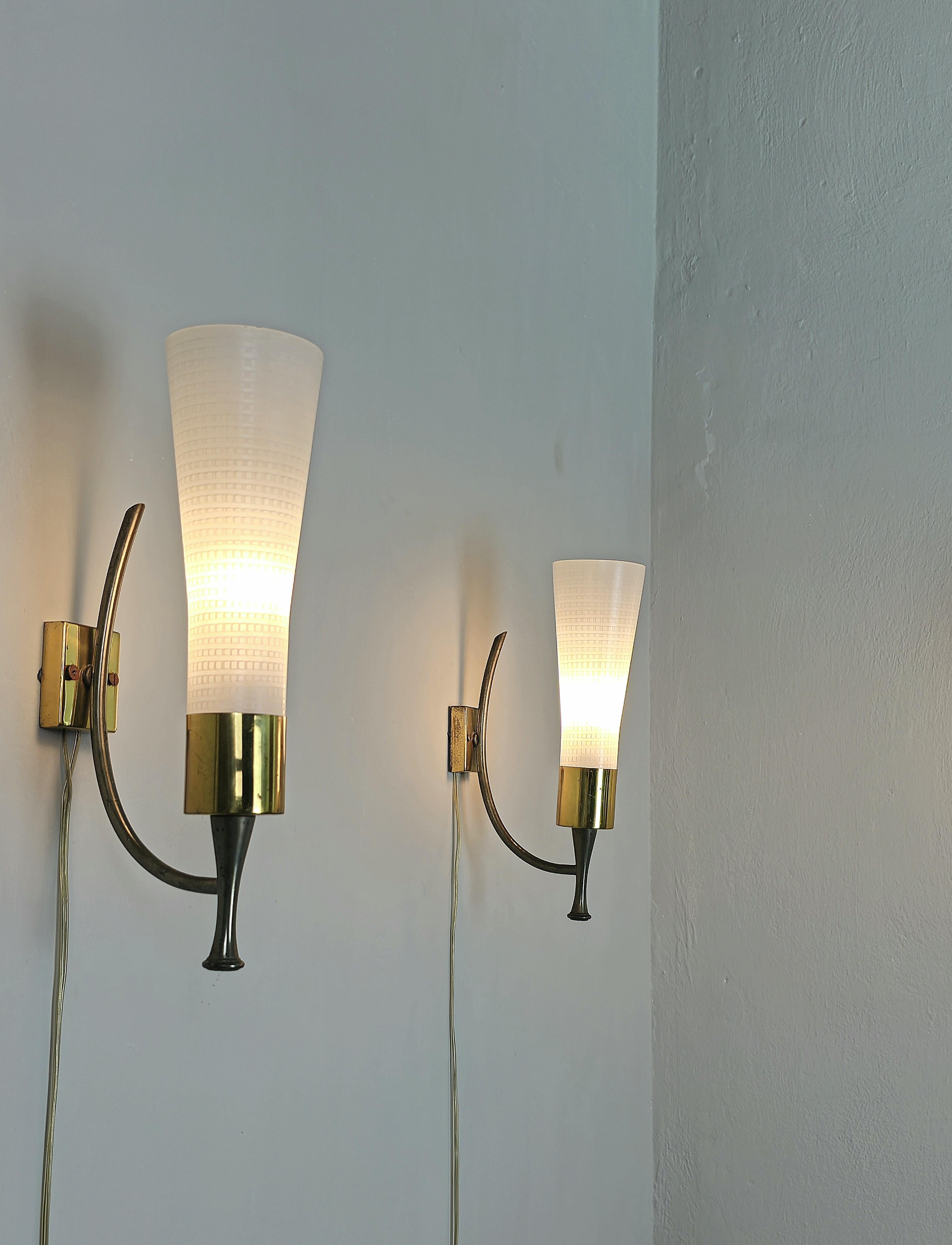 20th Century Wall Lights Sconces Brass Decorated Glass Midcentury Modern Italy 1950s Set of 3 For Sale