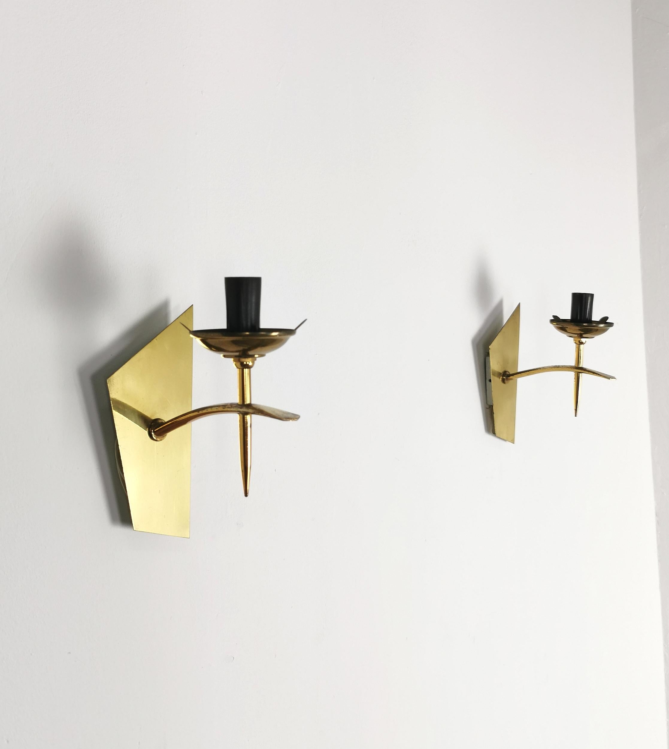 Pair of Wall lights Sconces Brass Opaline Glass Midcentury Modern Italy 1960s  5