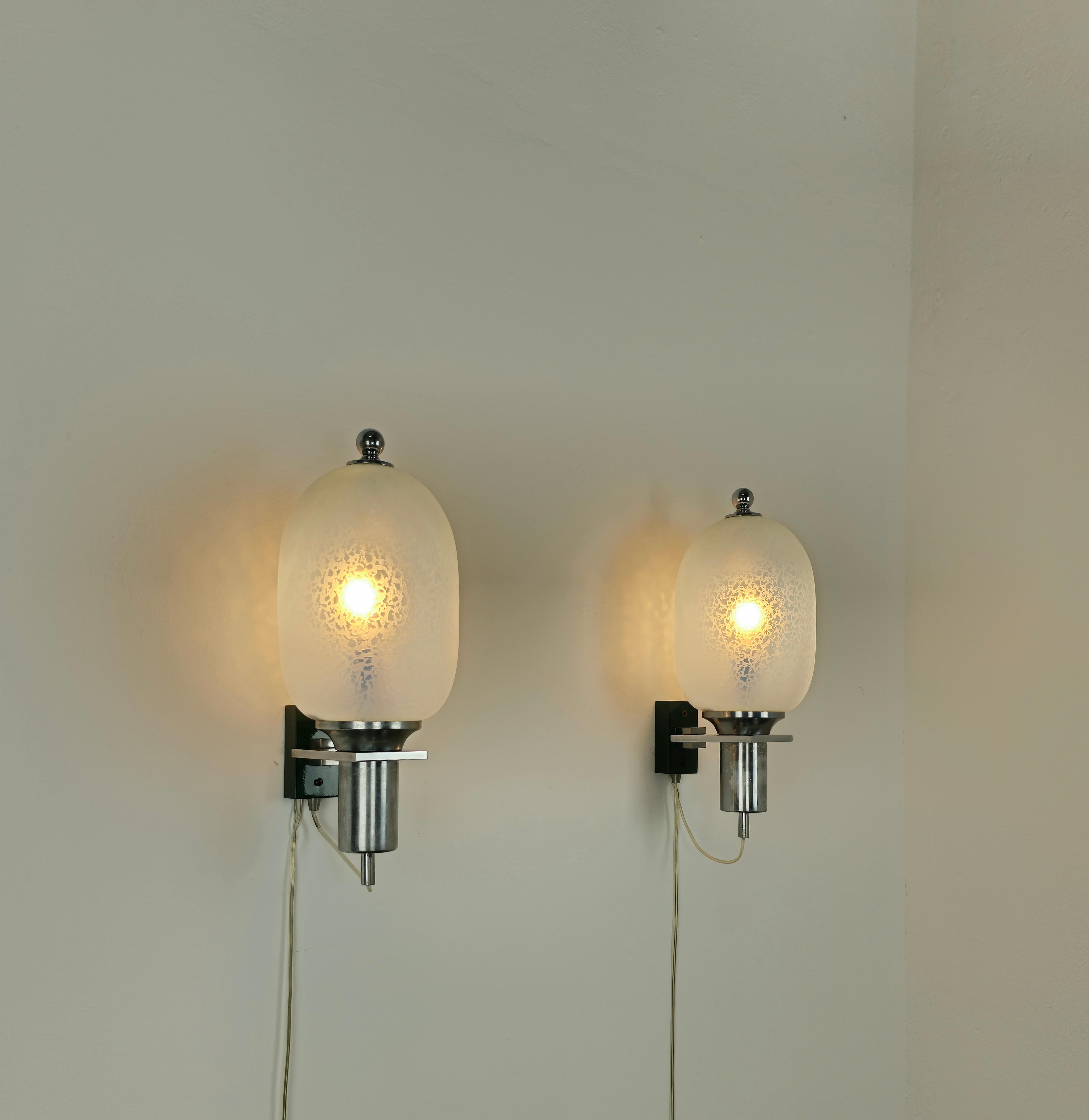 Wall Lights Sconces Etched Glass Chromed Brass Midcentury Italy 1970s Set of 2 For Sale 2