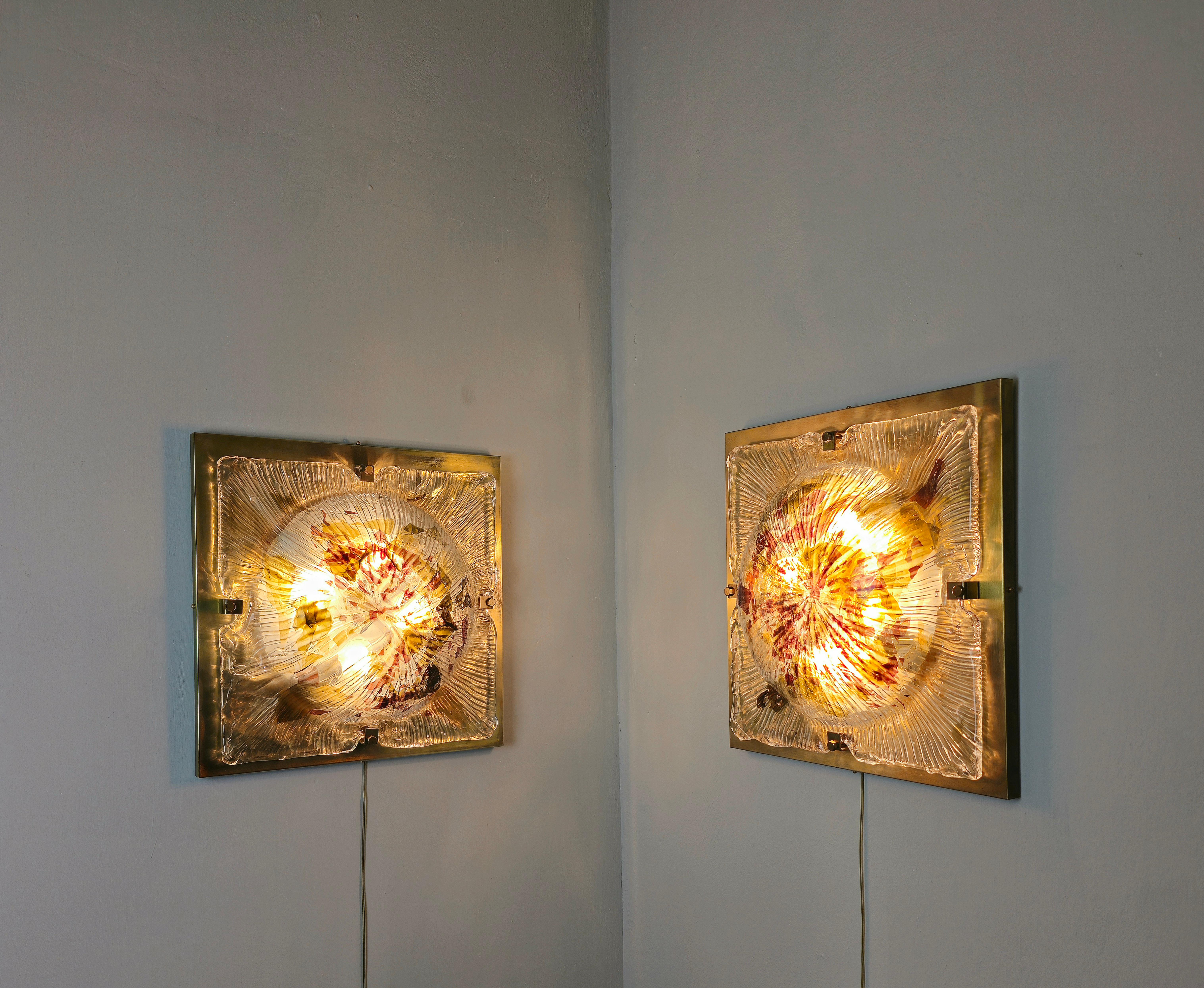 Wall Lights Sconces Murano Glass Brass Midcentury Italy 1970s Set of 2 For Sale 2