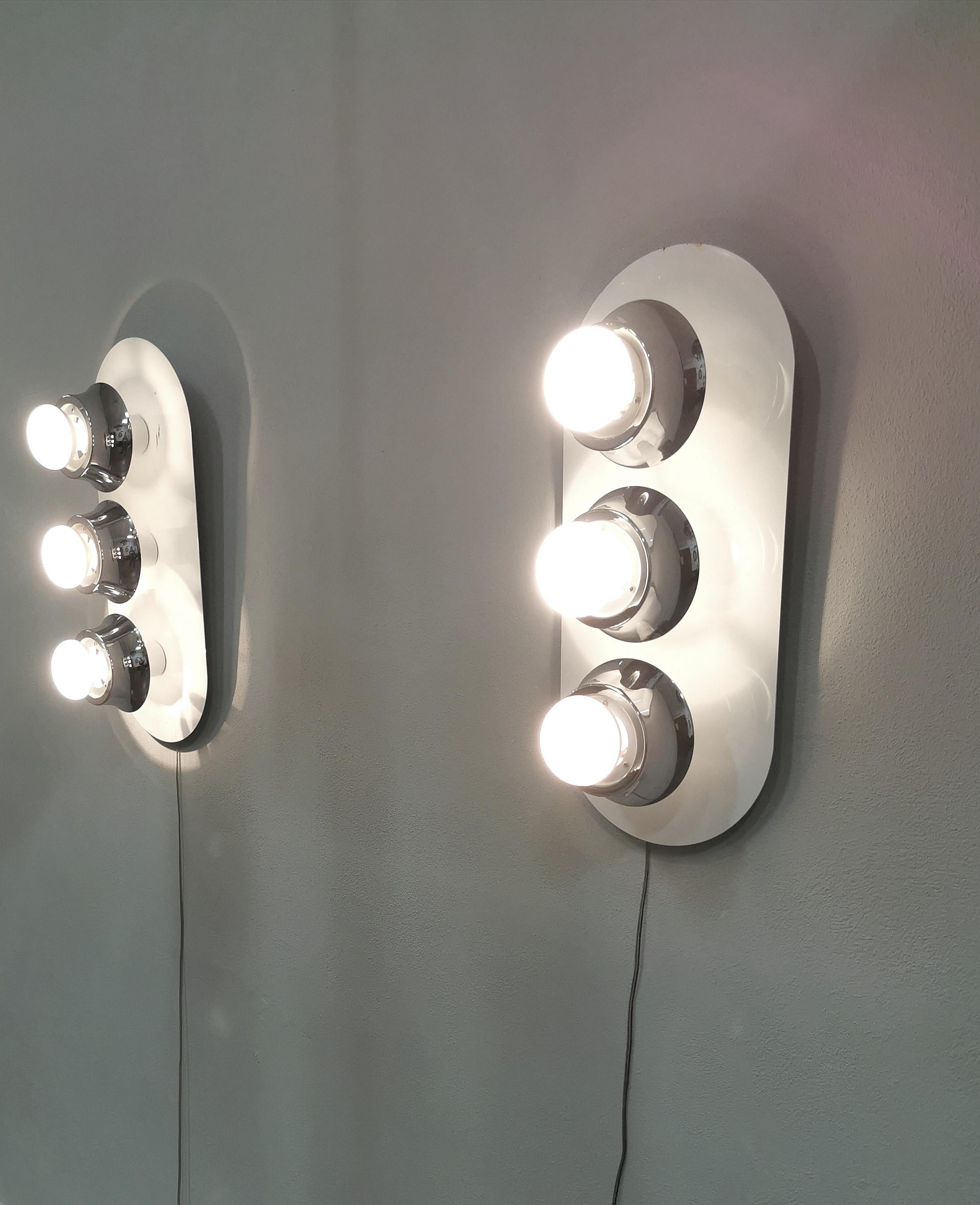 Pair of Wall Lights Sconces White Enameled Metal Midcentury Italian Design 1970  5