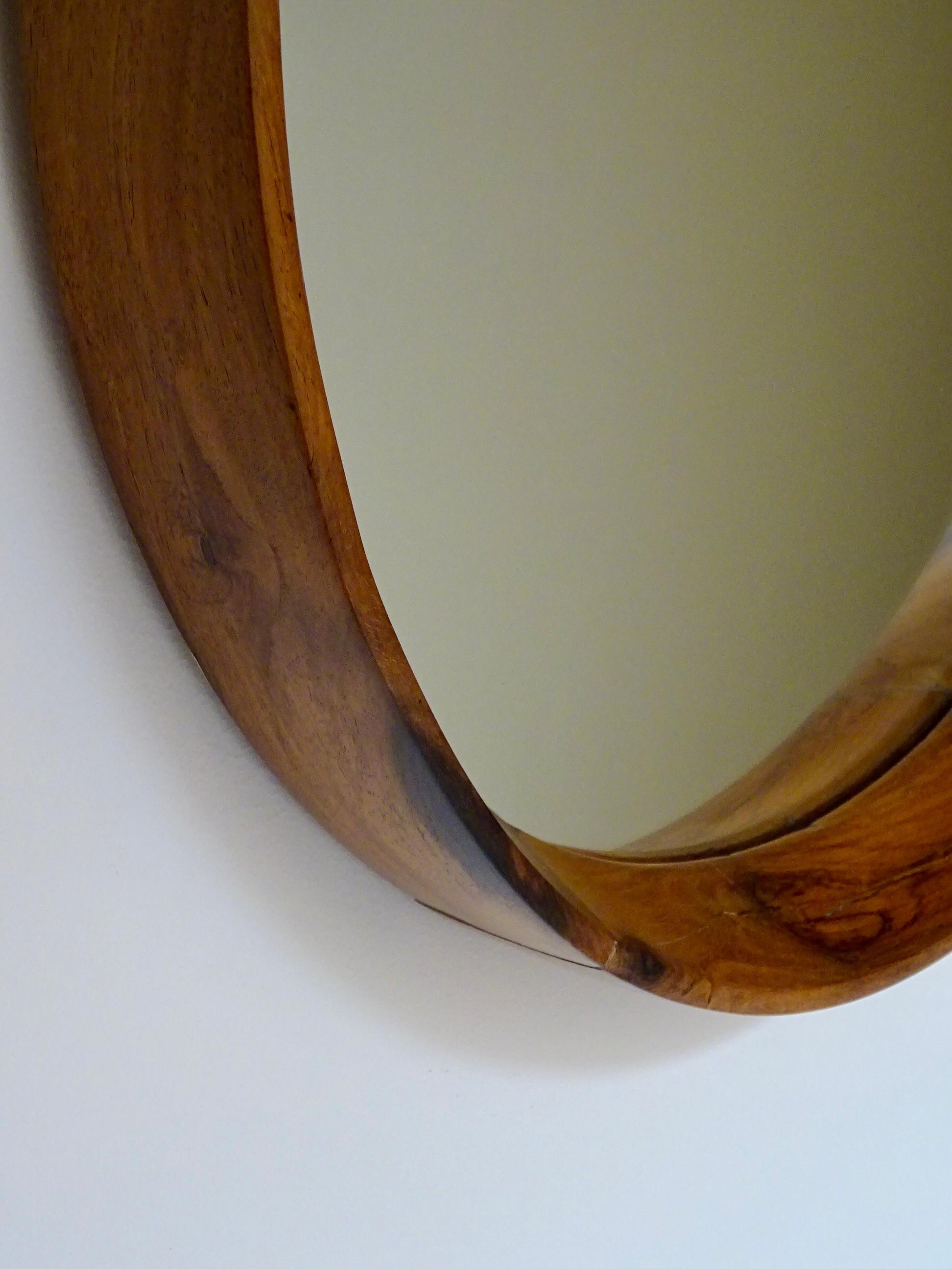Wall mirror by Jorge Zalszupin for l’Atelier. Brazil 1960s. In Good Condition For Sale In Barcelona, ES