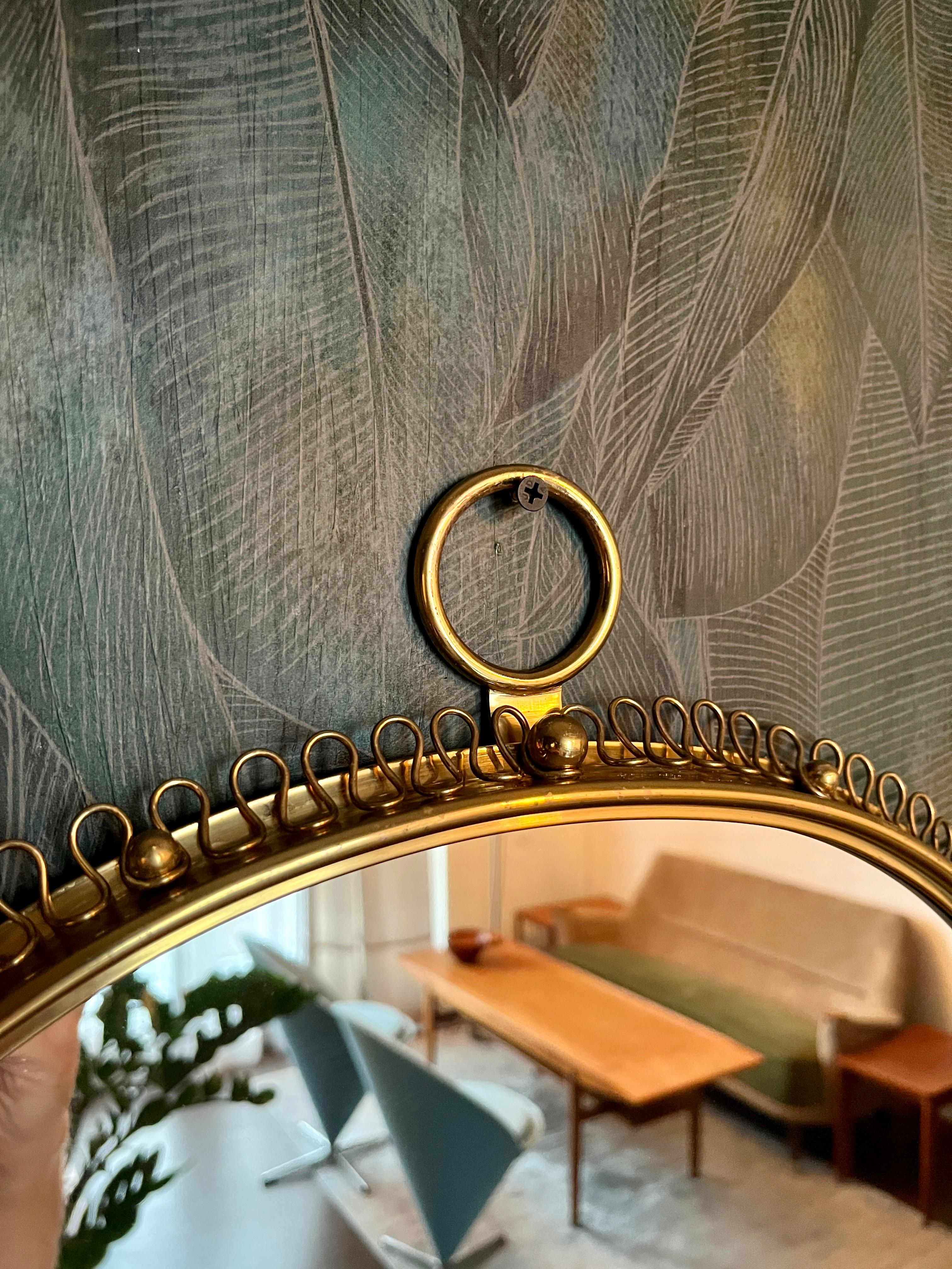 Miroir mural par Josef Frank Svenskt Tenn, années 1950 en vente 1