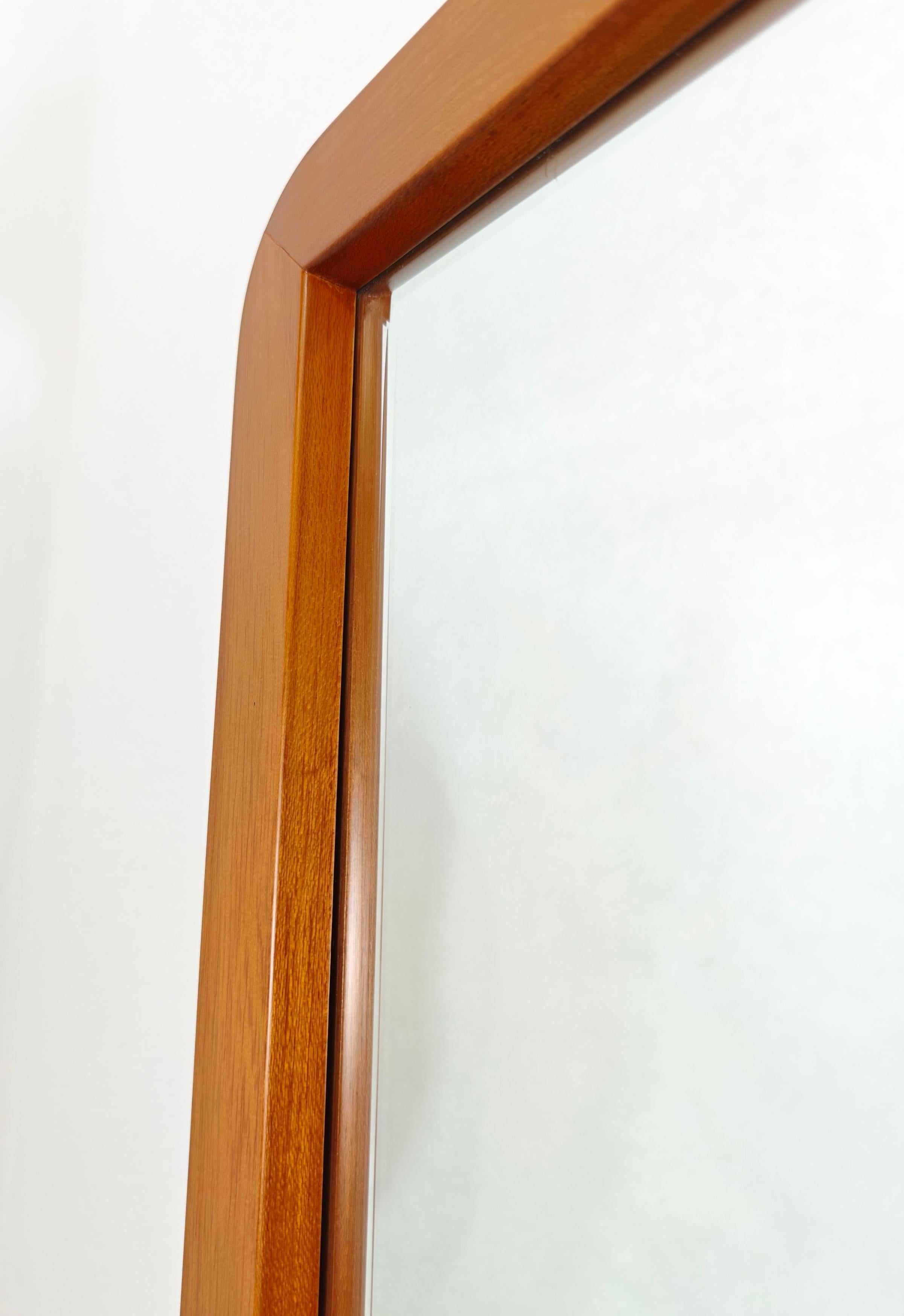 Espejo de Pared Madera de Cerezo Vidrio Esmerilado Calligaris Cuadrado Moderno Italia Años 90 en venta 3