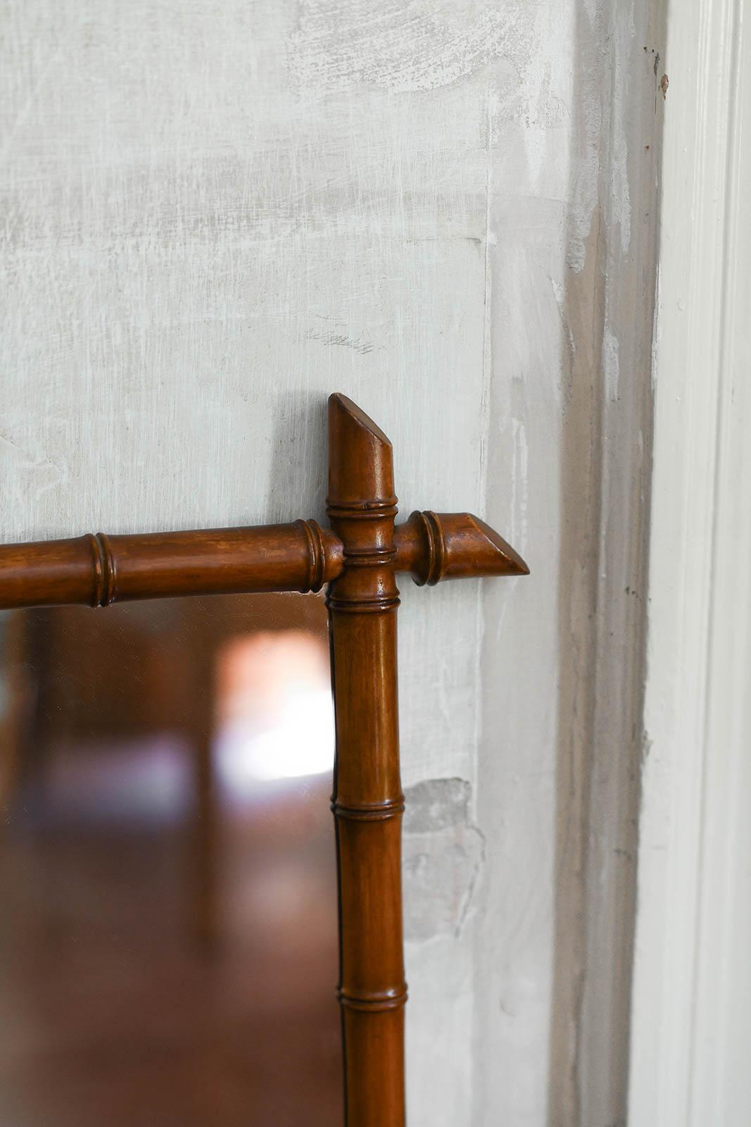 Wall Mirror, From The First Half Of The 20th Century In Good Condition In Roma, RM