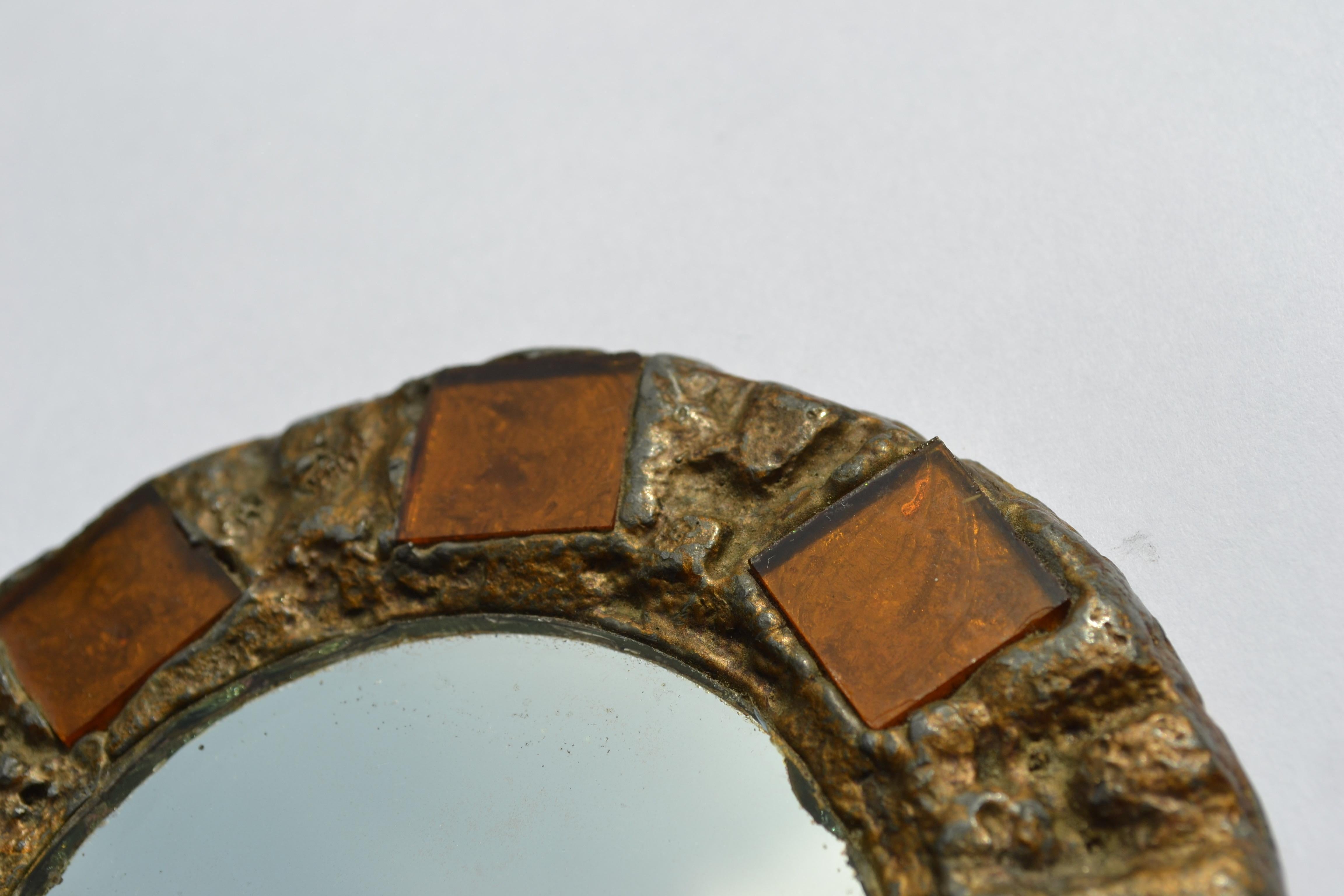 Wall mirror in metal with orange talosel inlays by Irena Jaworska - France 1970 For Sale 2