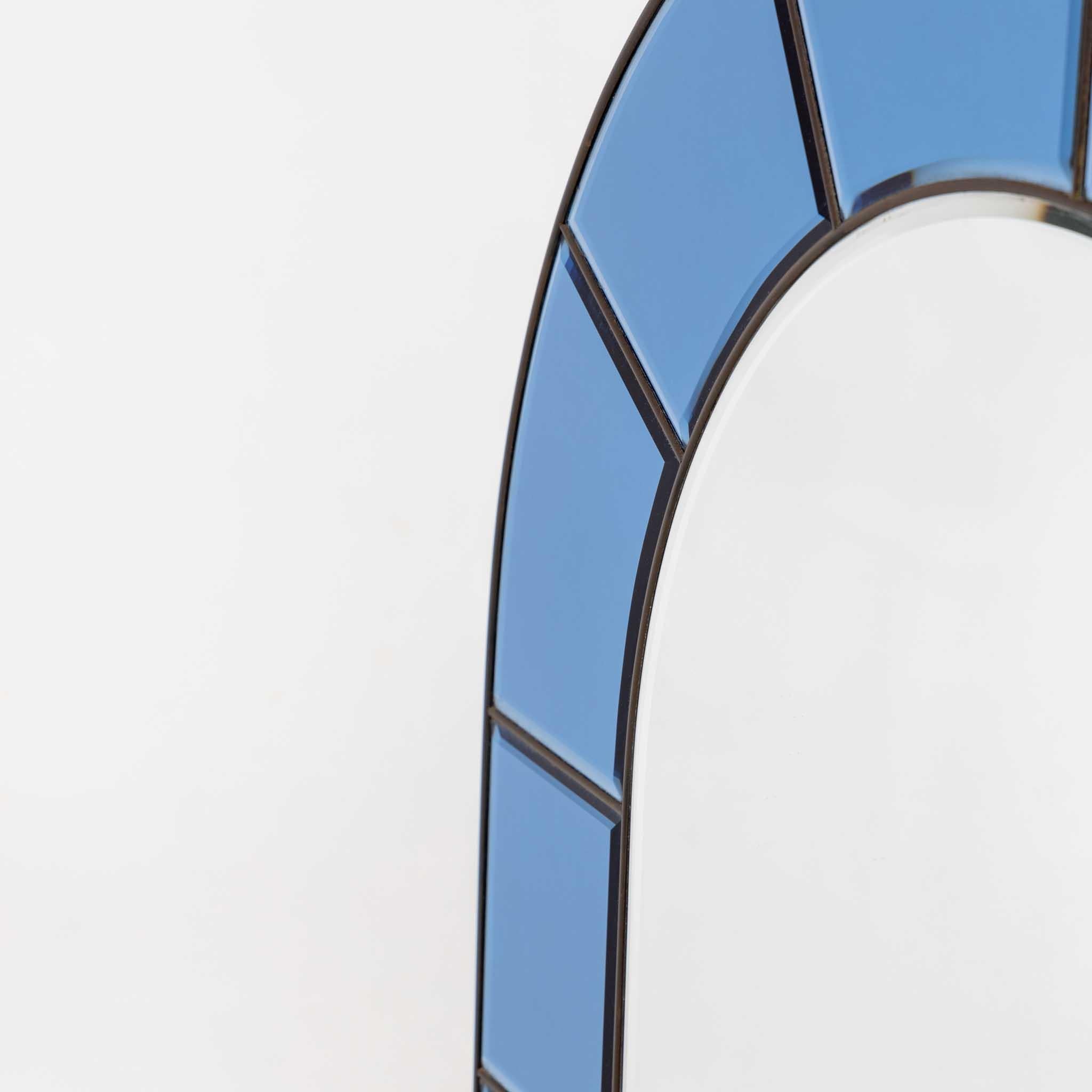 Blauer Wandspiegel im Stil von Cristal Arte, Glas und Metall, Italien 1960er Jahre im Zustand „Hervorragend“ im Angebot in Greding, DE