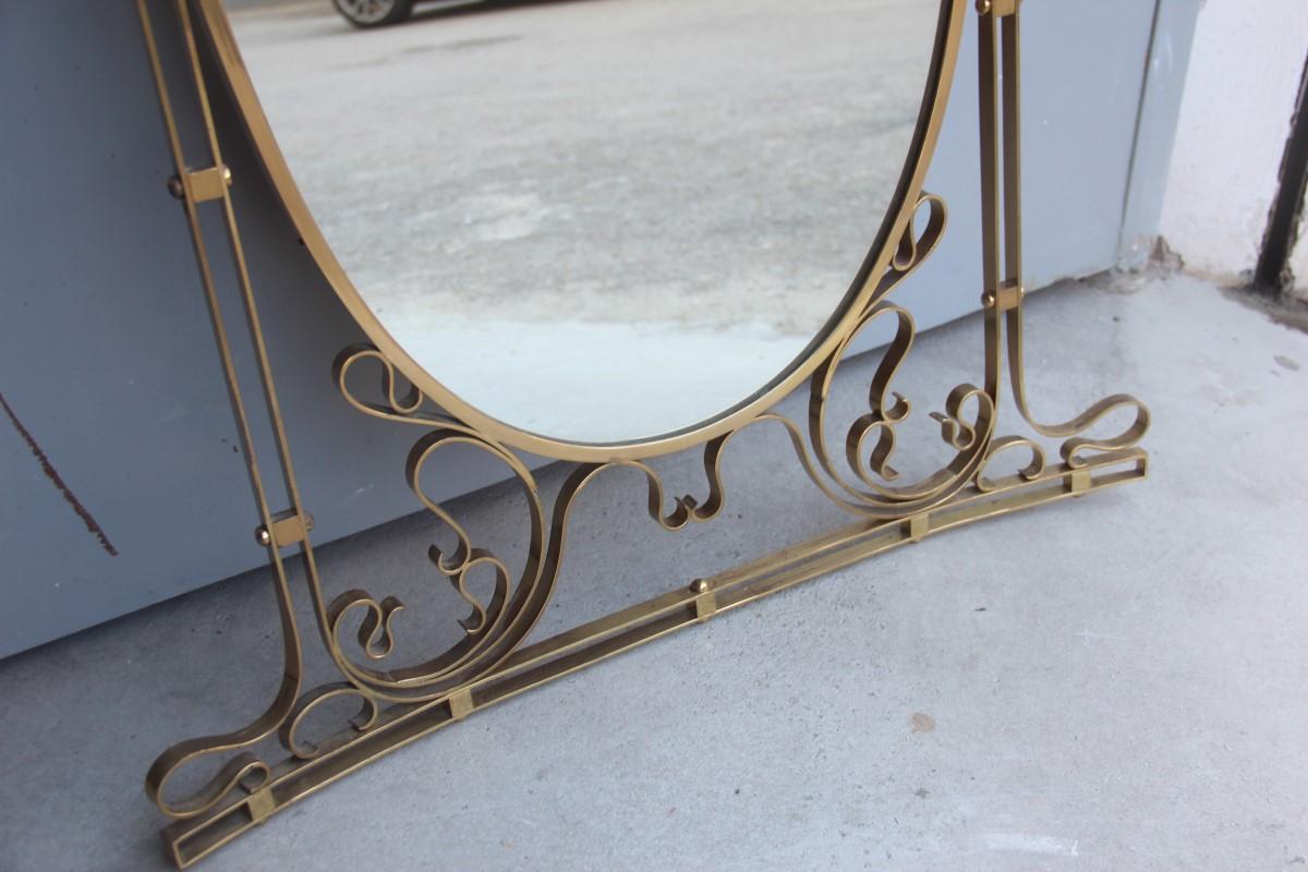 Wall Mirror Made of Shaped Solid Brass and Hand-Worked French Design, 1950 For Sale 5