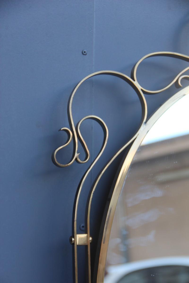 Wall Mirror Made of Shaped Solid Brass and Hand-Worked French Design, 1950 For Sale 7