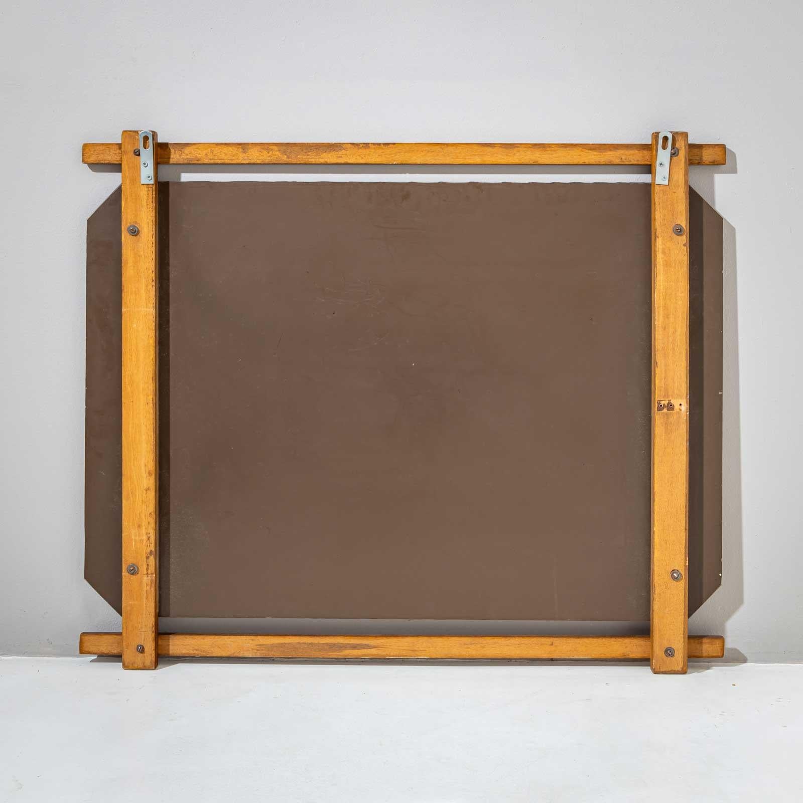 Miroir mural, milieu du 20e siècle en vente 3