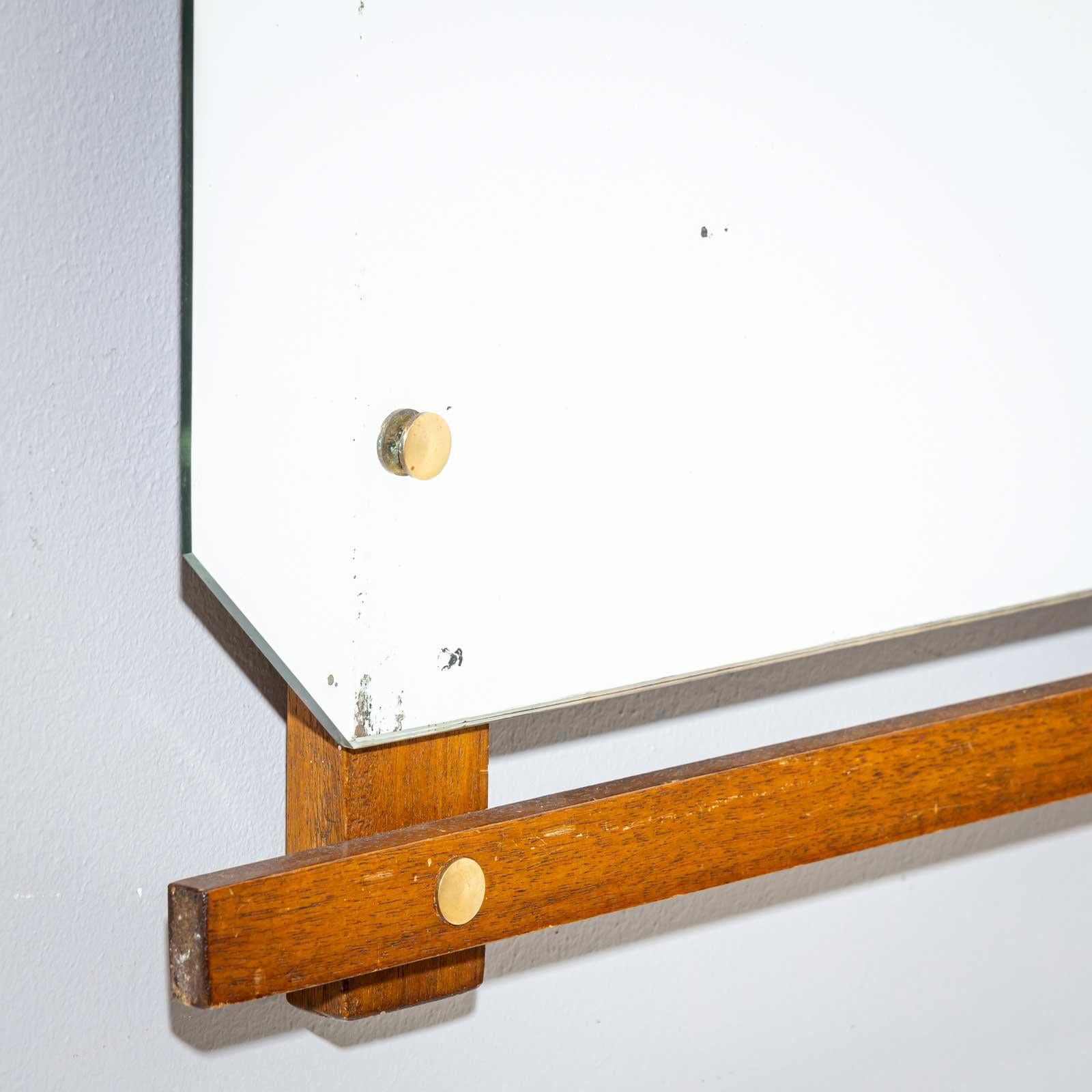 Miroir mural, milieu du 20e siècle Bon état - En vente à Greding, DE