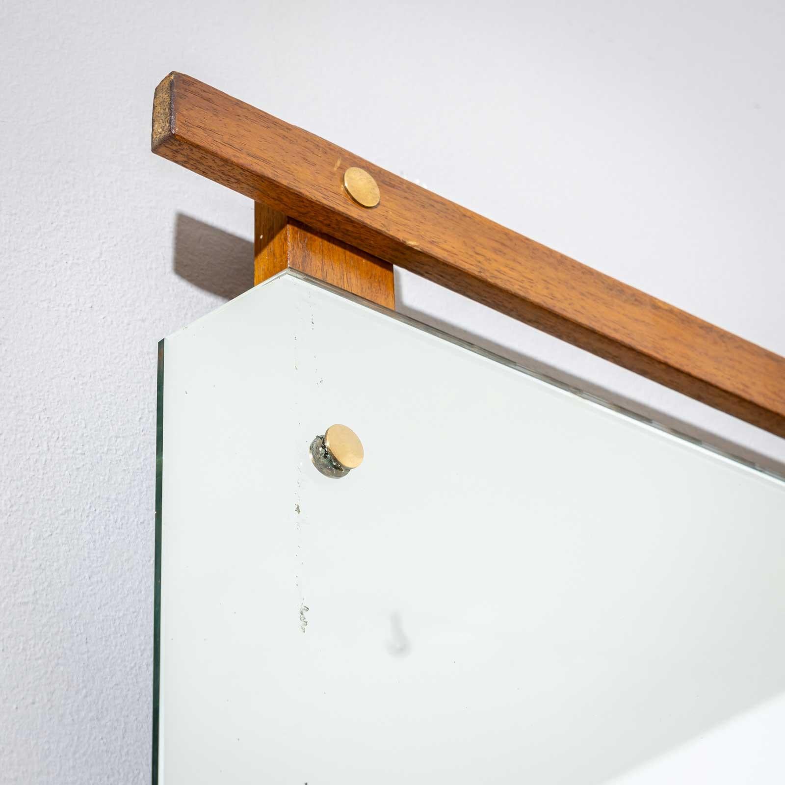 Miroir mural, milieu du 20e siècle en vente 2