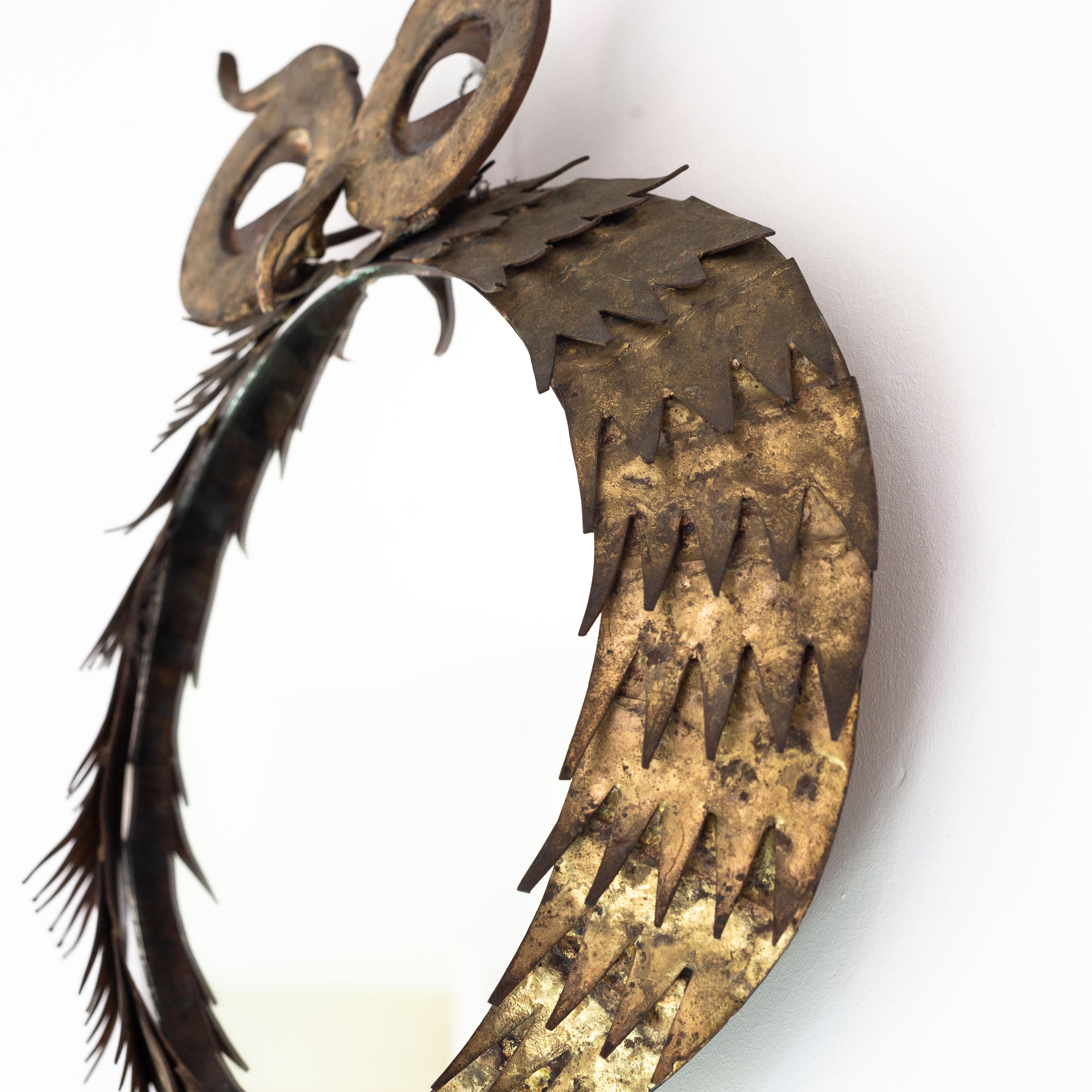 Espejo de pared, Búho en metal patinado dorado, Francia Moderno de mediados de siglo en venta 2