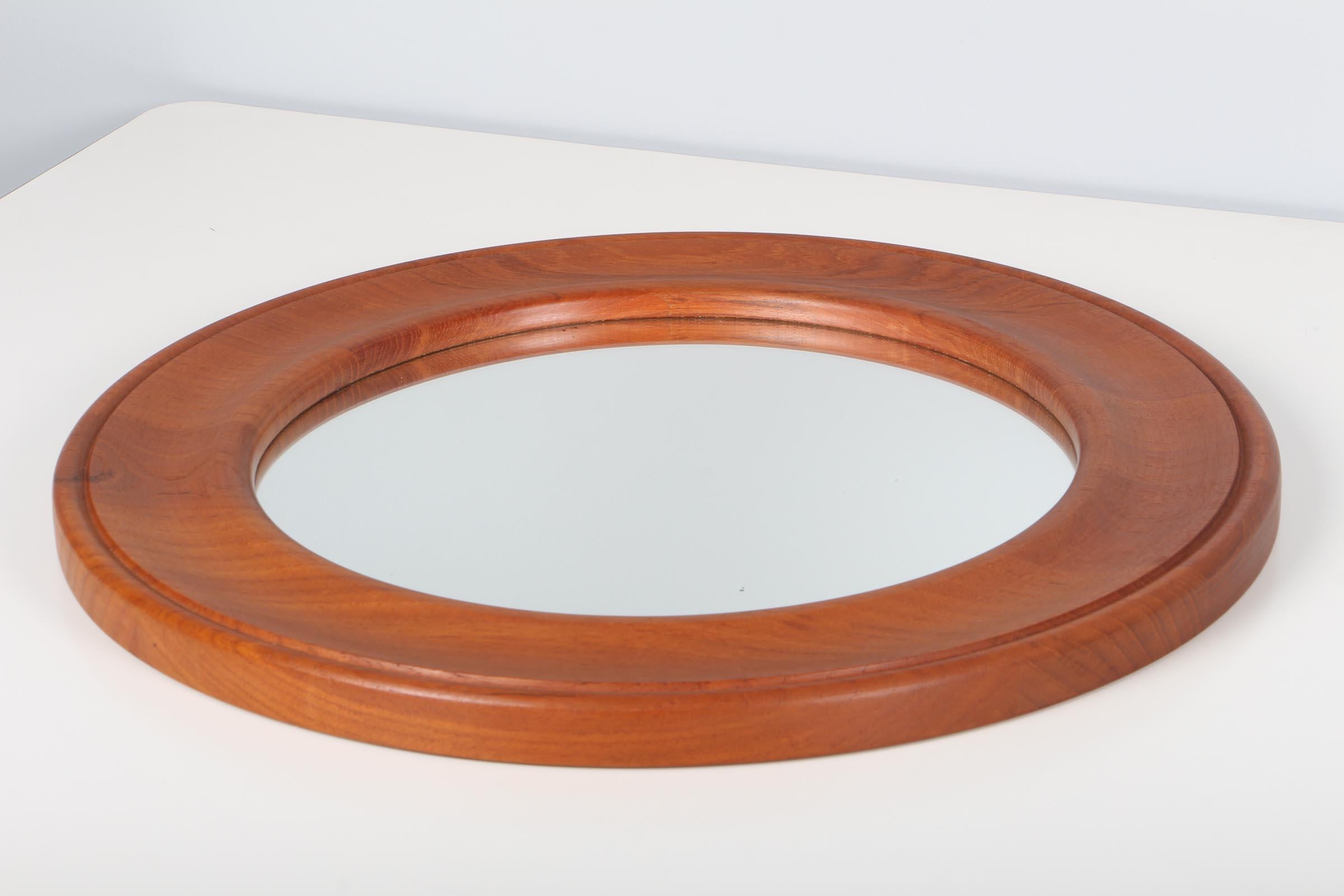 Wall Mirror, Teak, Denmark 1960s In Good Condition For Sale In Esbjerg, DK