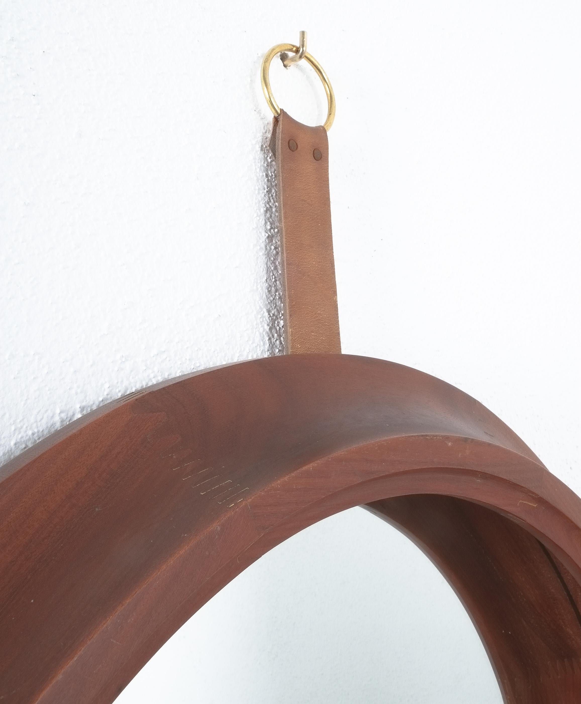 Espejo de Pared Nogal Madera Cuero, Mediados de Siglo, Italia Italiano en venta