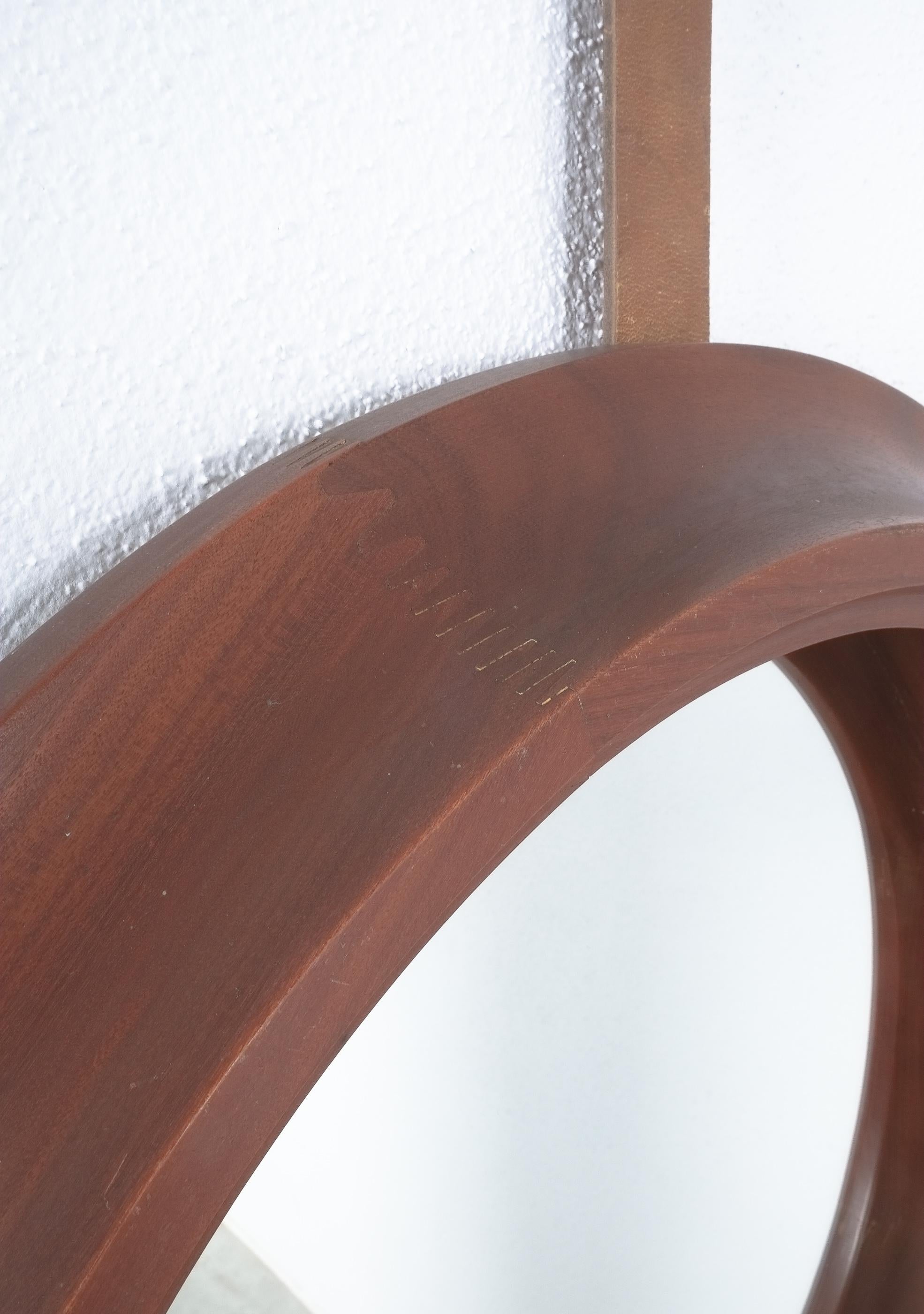 Espejo de Pared Nogal Madera Cuero, Mediados de Siglo, Italia en Bueno estado para la venta en Vienna, AT