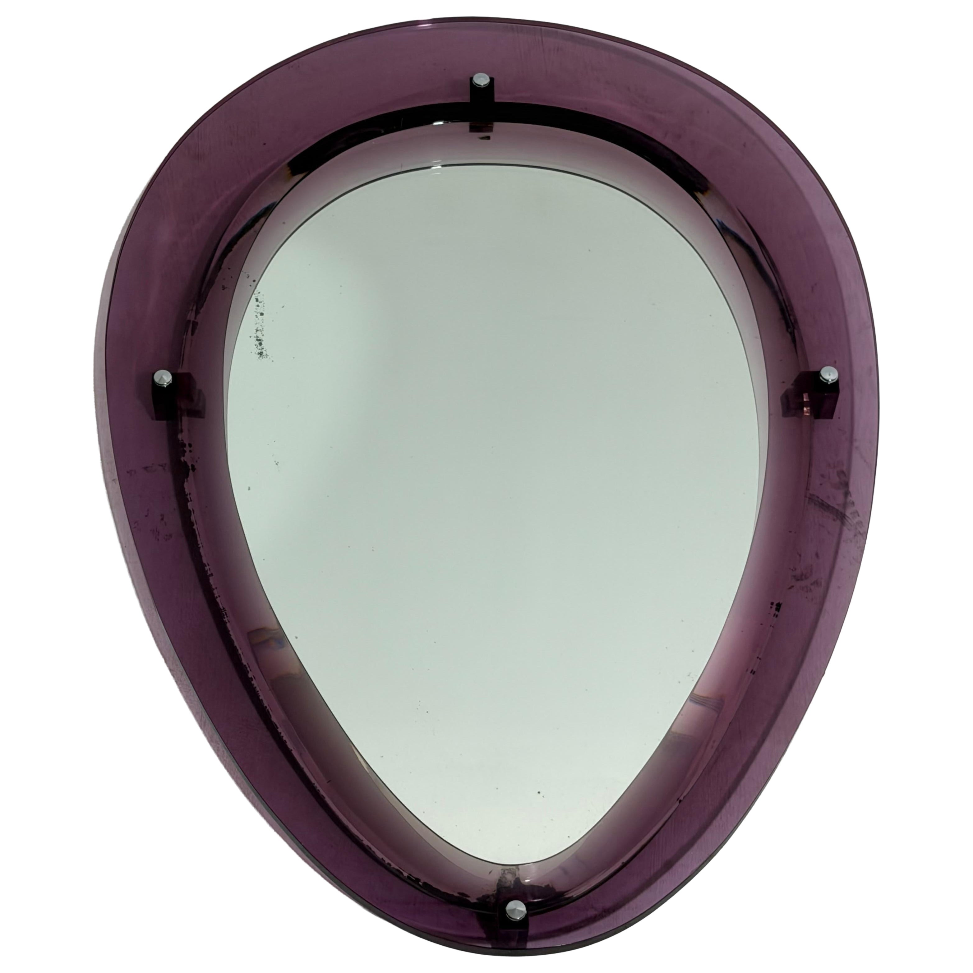 Miroir mural avec un cadre en plexiglas violet, dans le style de Cristal Arte, années 1960 en vente