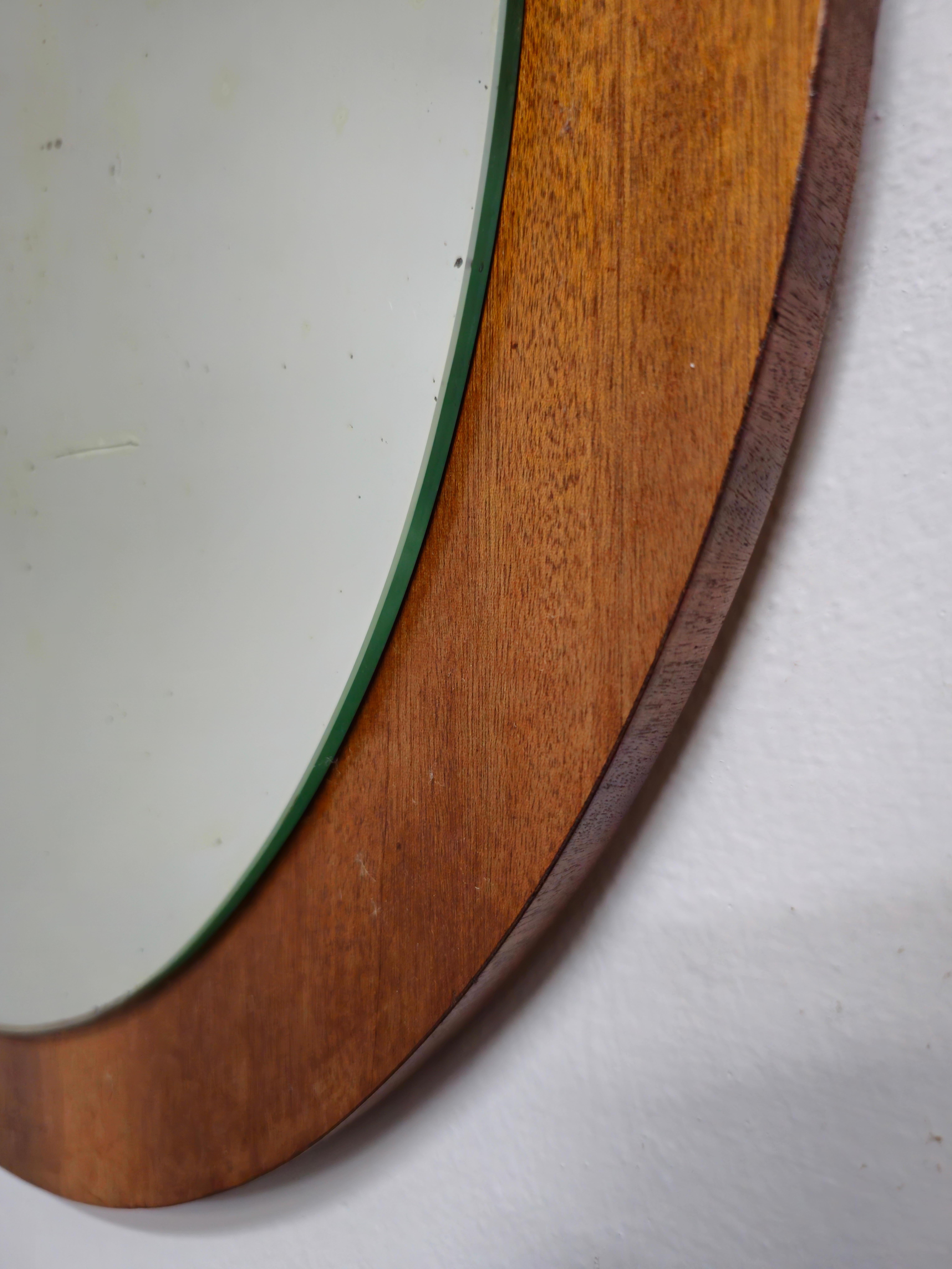 Mid-Century Modern Wall Mirror Wood Round Shaped Aluminum Midcentury Modern Italian Design 1960s For Sale