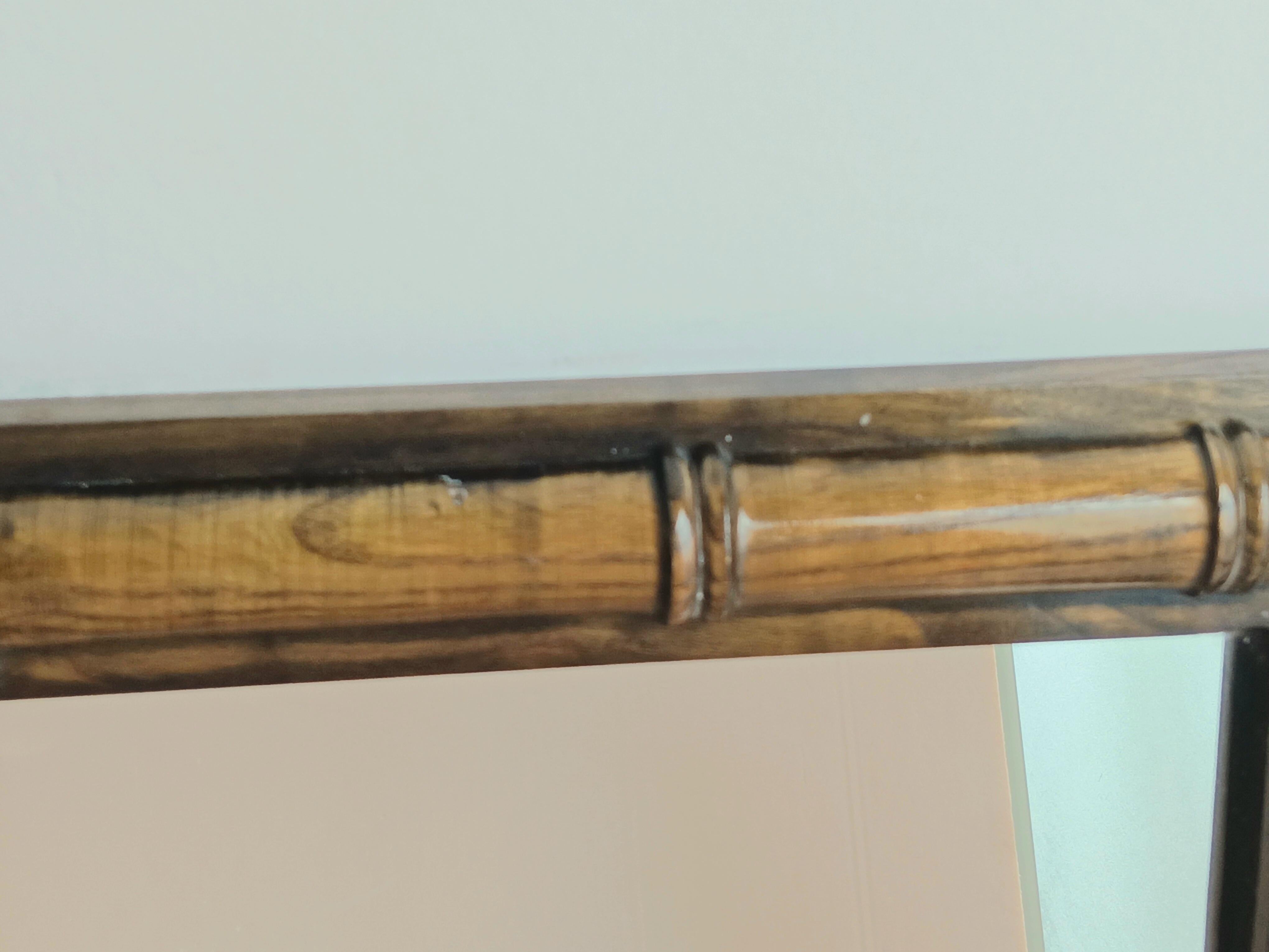 Specchio da parete in finto bambù Hollywood Regency Wood Italia anni '70 in vendita 4