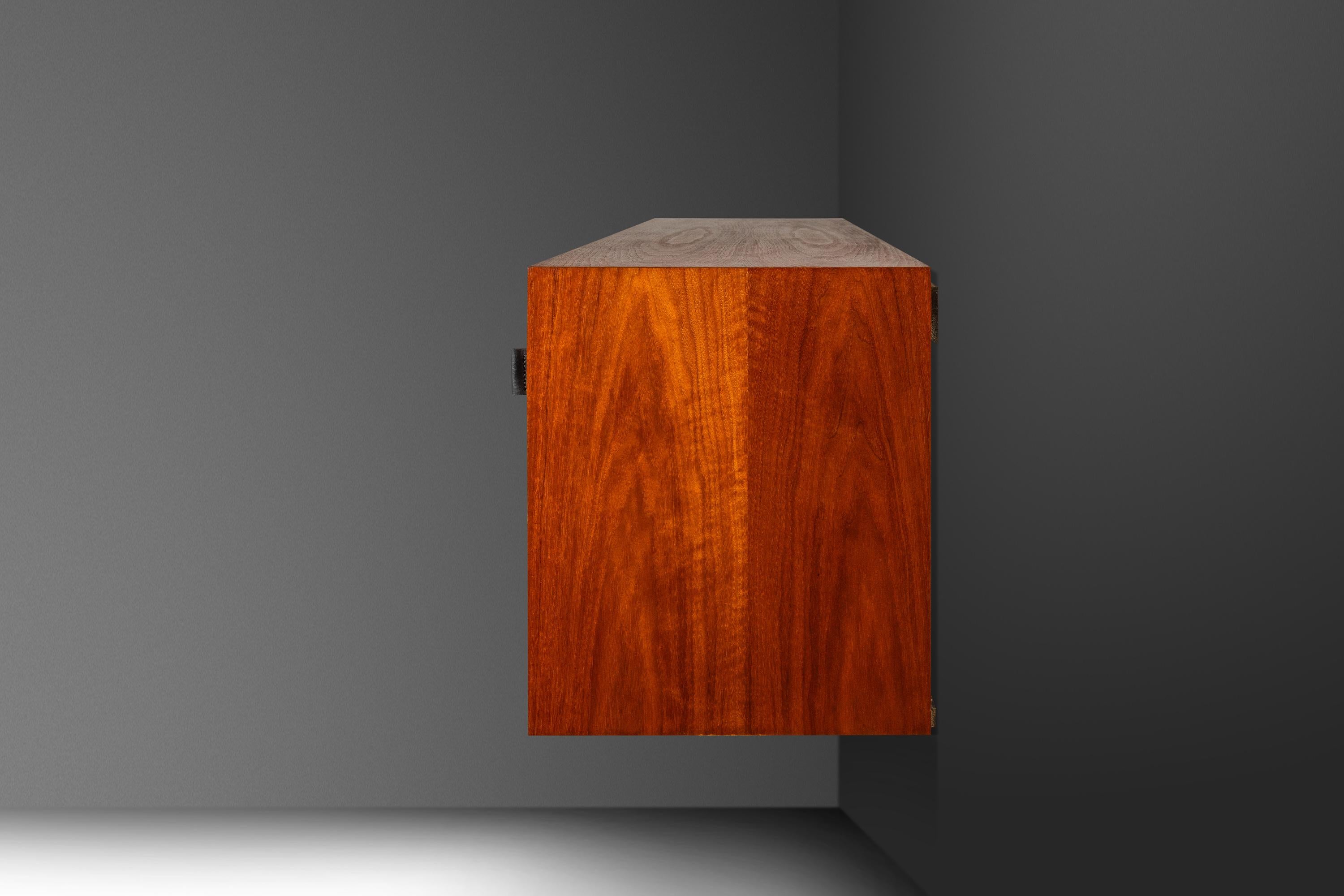 Armario mural  Model 123 W-1, Florence Knoll, Knoll Associates, EE.UU., años 50 Nogal en venta