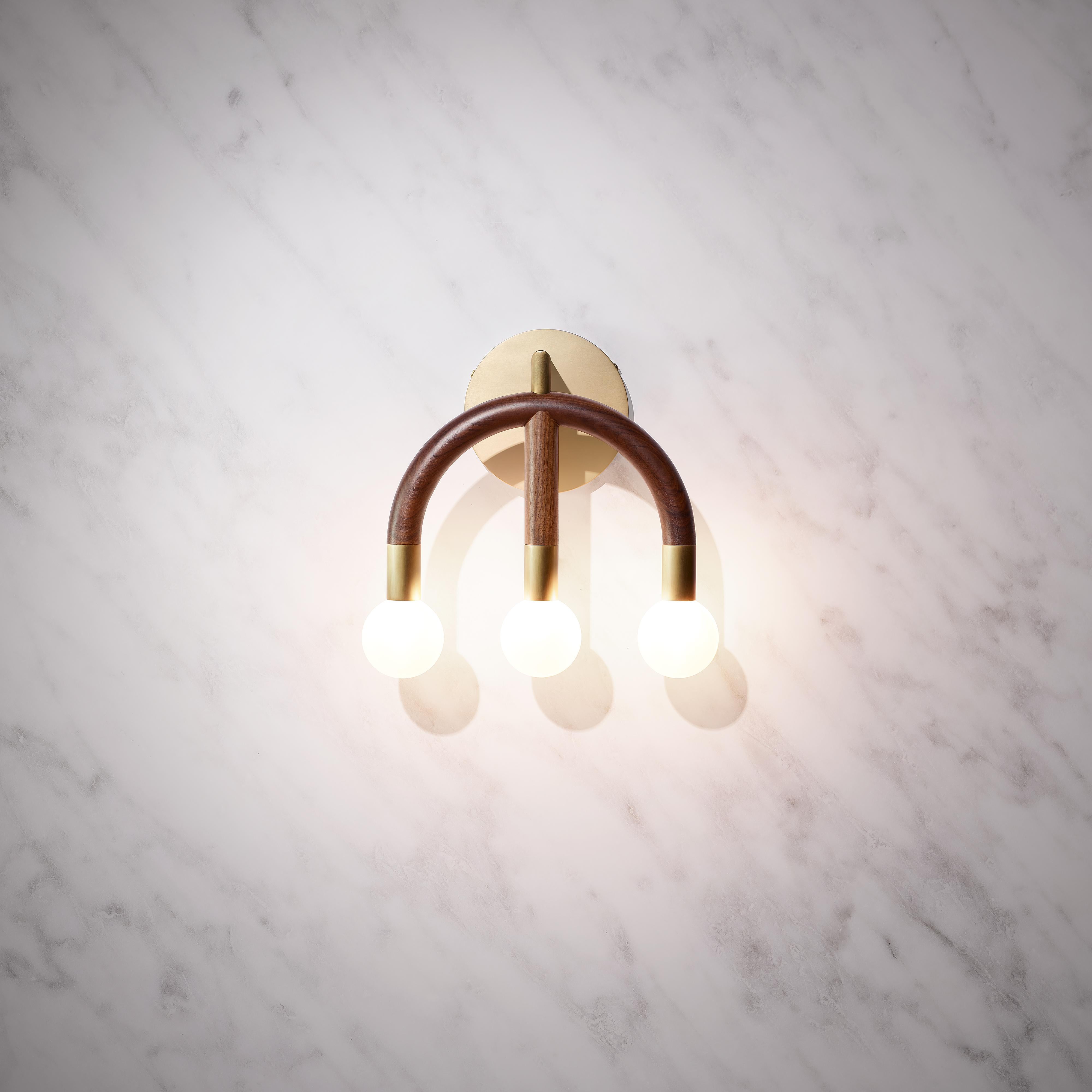 Materials : 
Solid walnut polyurethane finish
Solid brass pipe
Screw in glass shade / G9 LED bulbs 2700K
Size[inch] : W 12