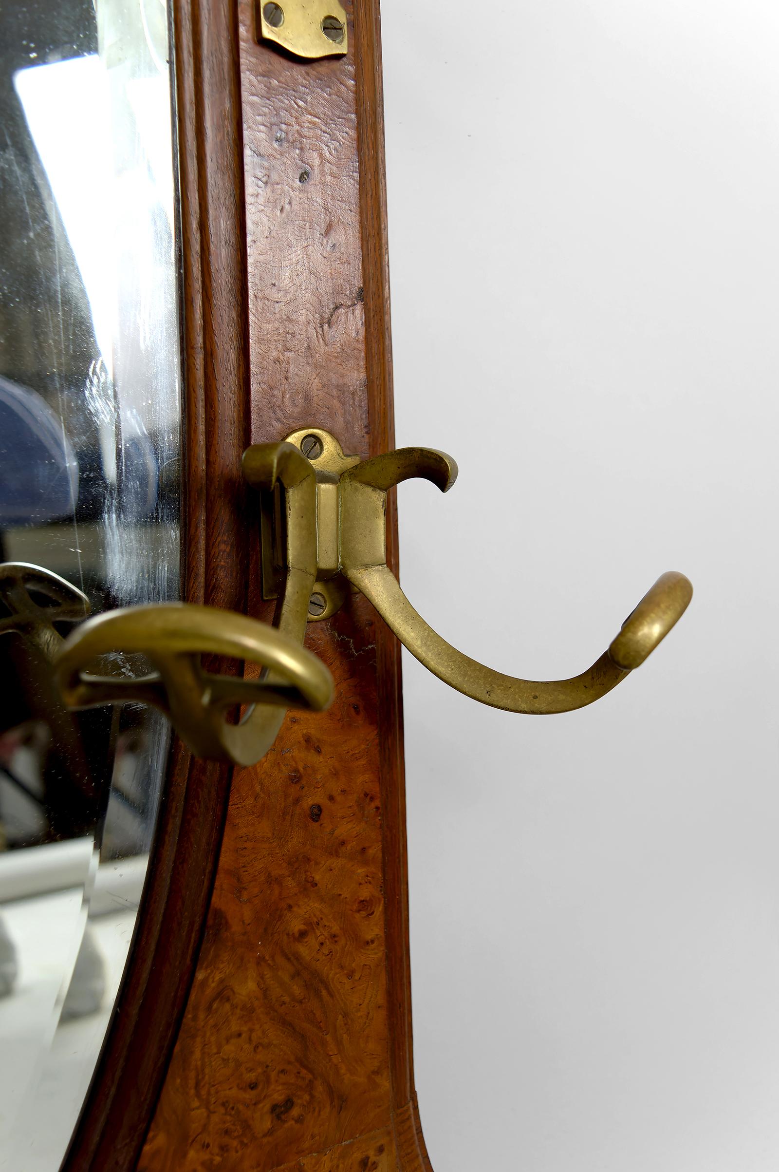 Metallo Appendiabiti da parete in stile Art Nouveau, in Oak, Olmo e Bronzo, 1900 in vendita