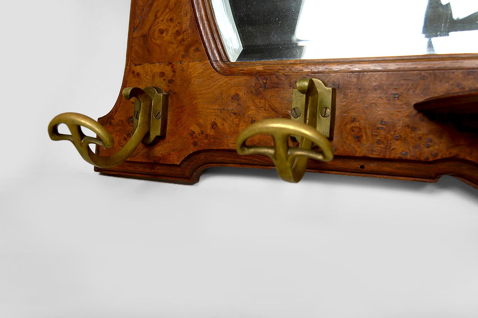 Appendiabiti da parete in stile Art Nouveau, in Oak, Olmo e Bronzo, 1900 in vendita 1