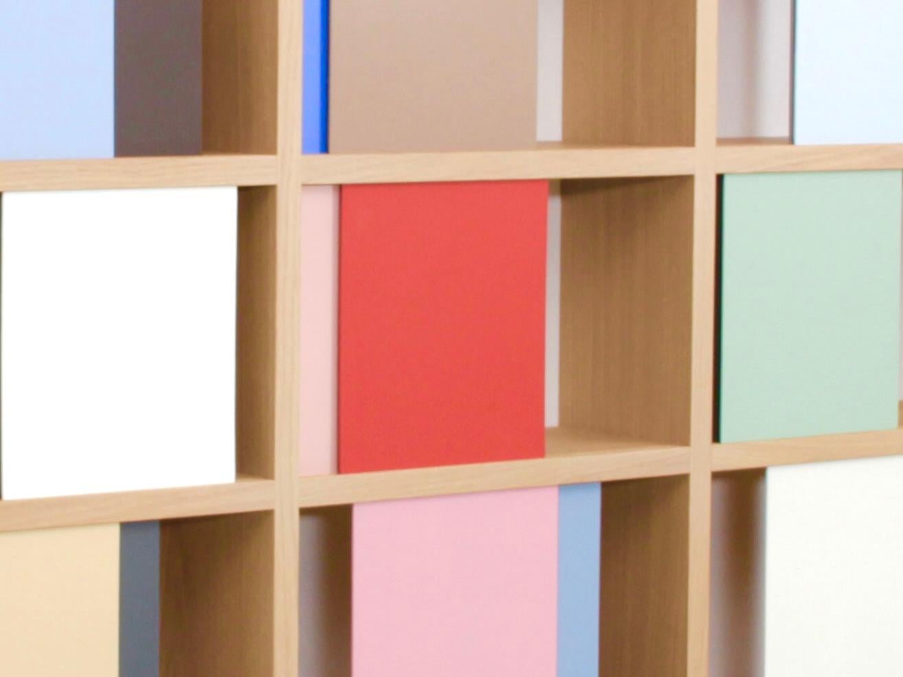 Wall-mounted bookshelf model Cache-Cache polychrome limited edition For Sale 9