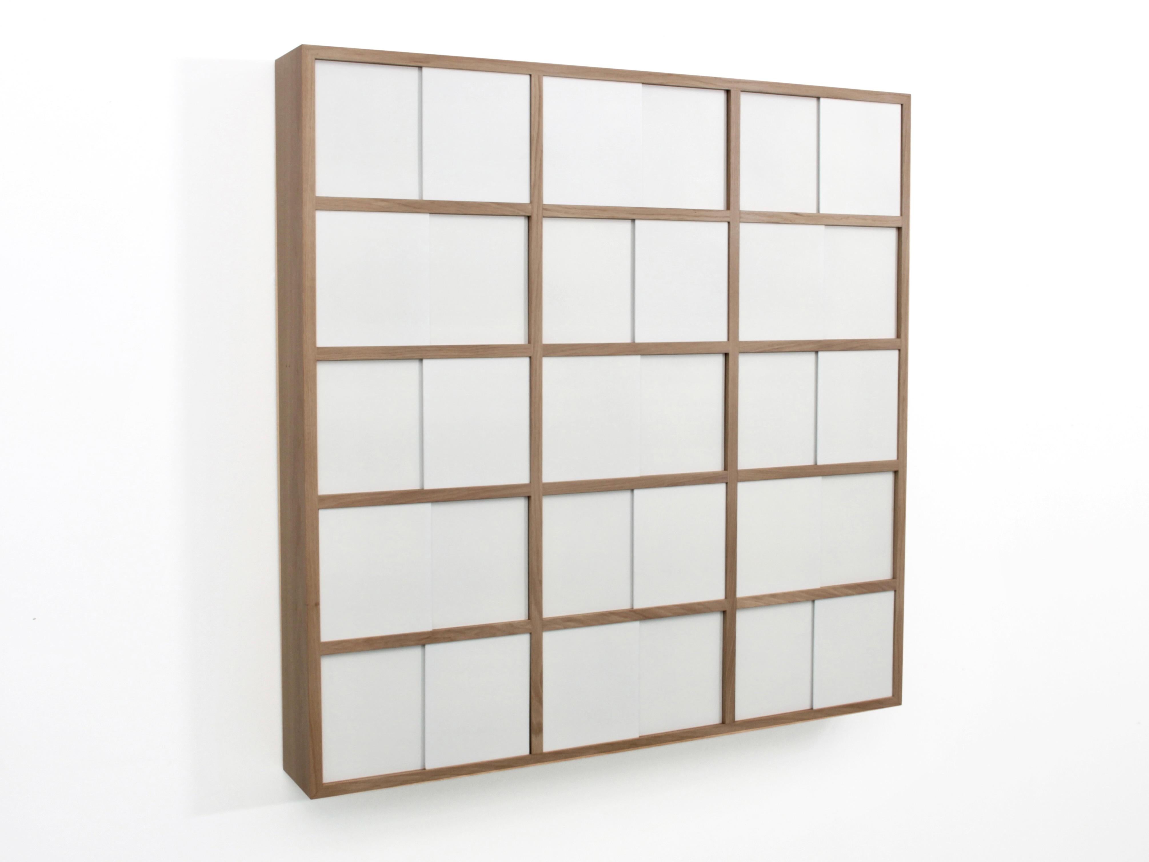 Wall-mounted bookshelf model Cache-Cache white In New Condition For Sale In Courbevoie, FR