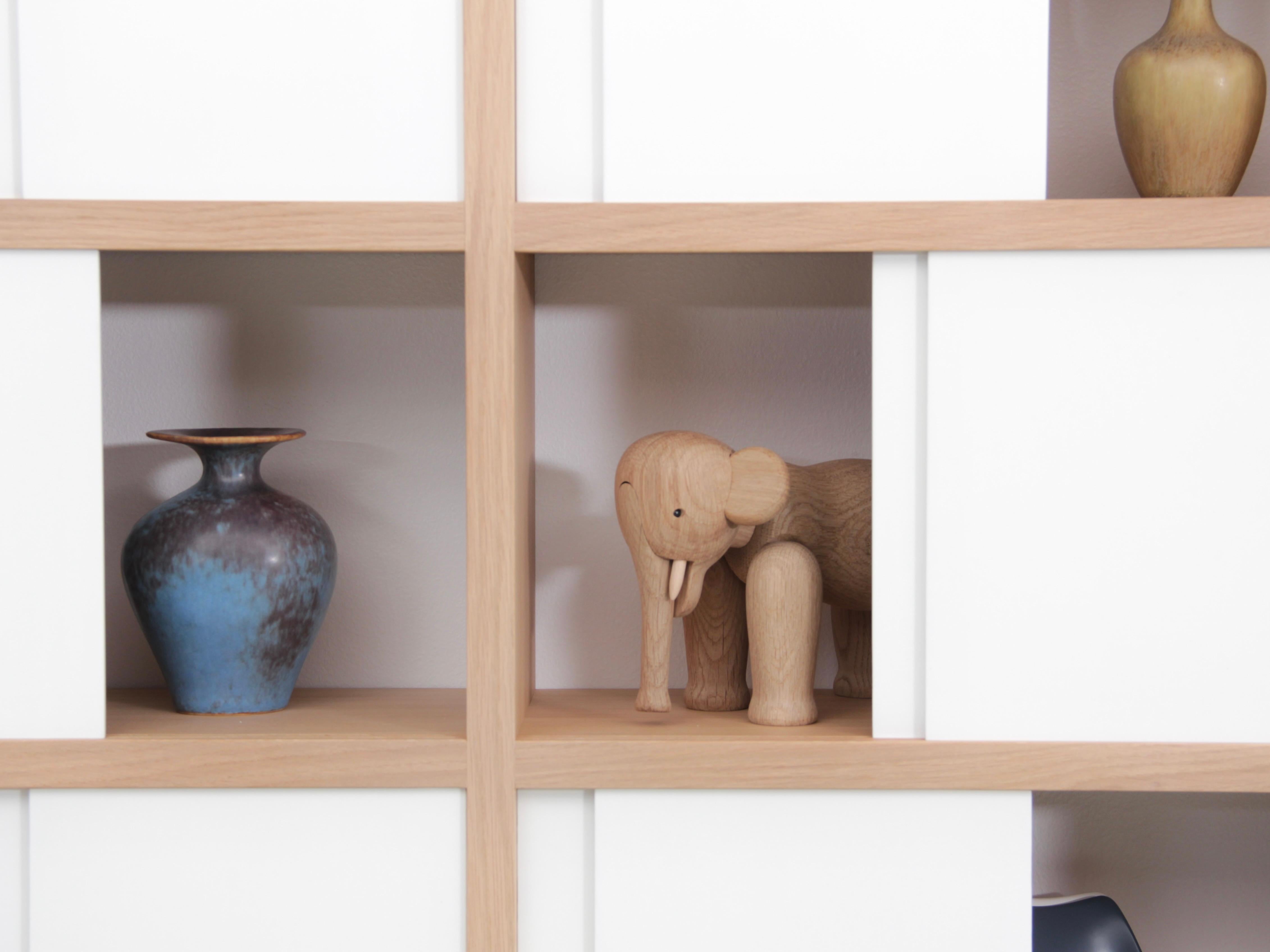 Wall-mounted bookshelf model Cache-Cache white For Sale 3