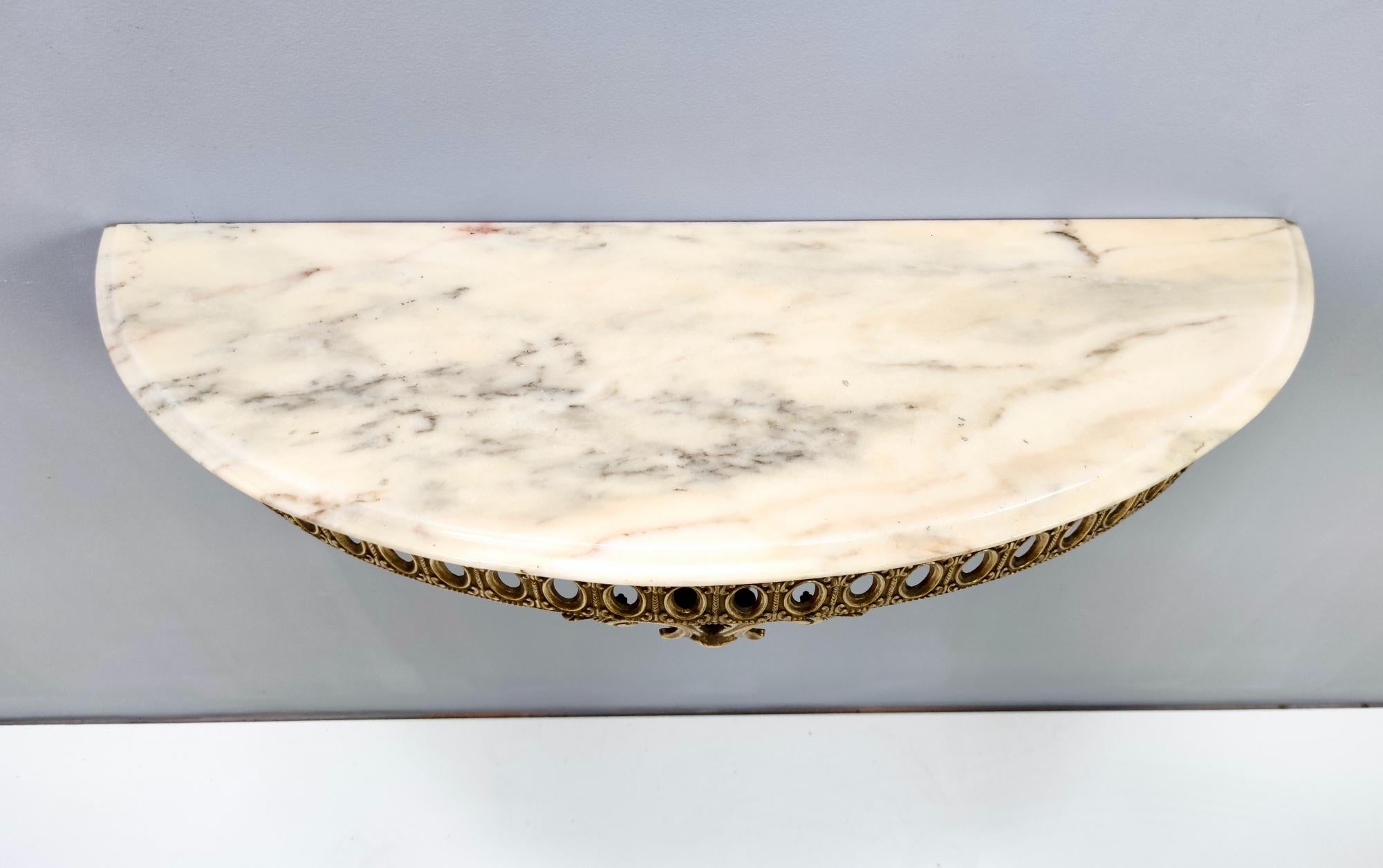 Wall-Mounted Brass Console Table with Demilune Portuguese Pink Marble Top, Italy In Good Condition In Bresso, Lombardy