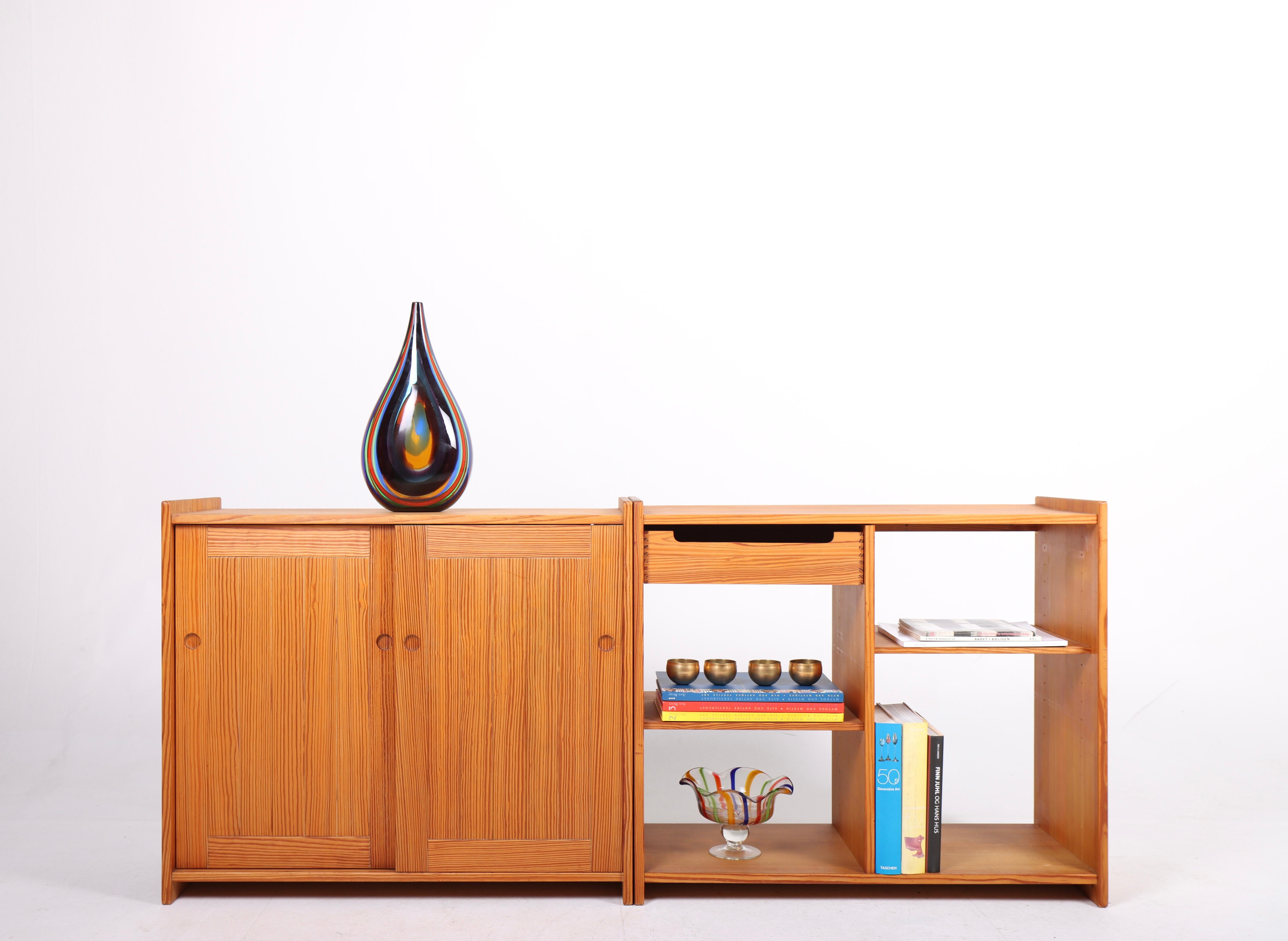 Wall-Mounted Cabinets Solid Pine by Bernt Petersen, 1970s In Good Condition In Lejre, DK