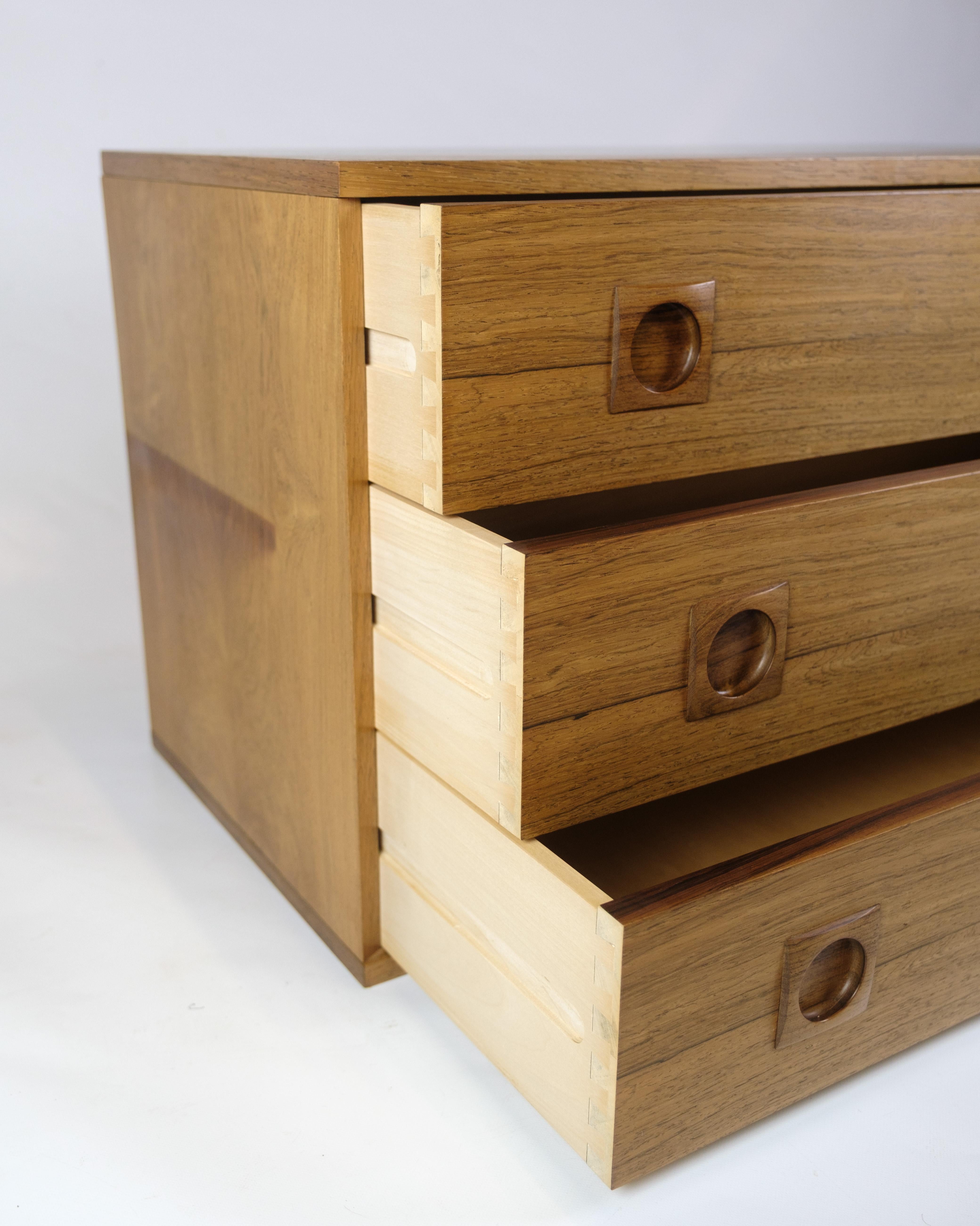 Wall-mounted Chest Of Drawers Made In Rosewood By Albert Hansen From 1960s For Sale 6
