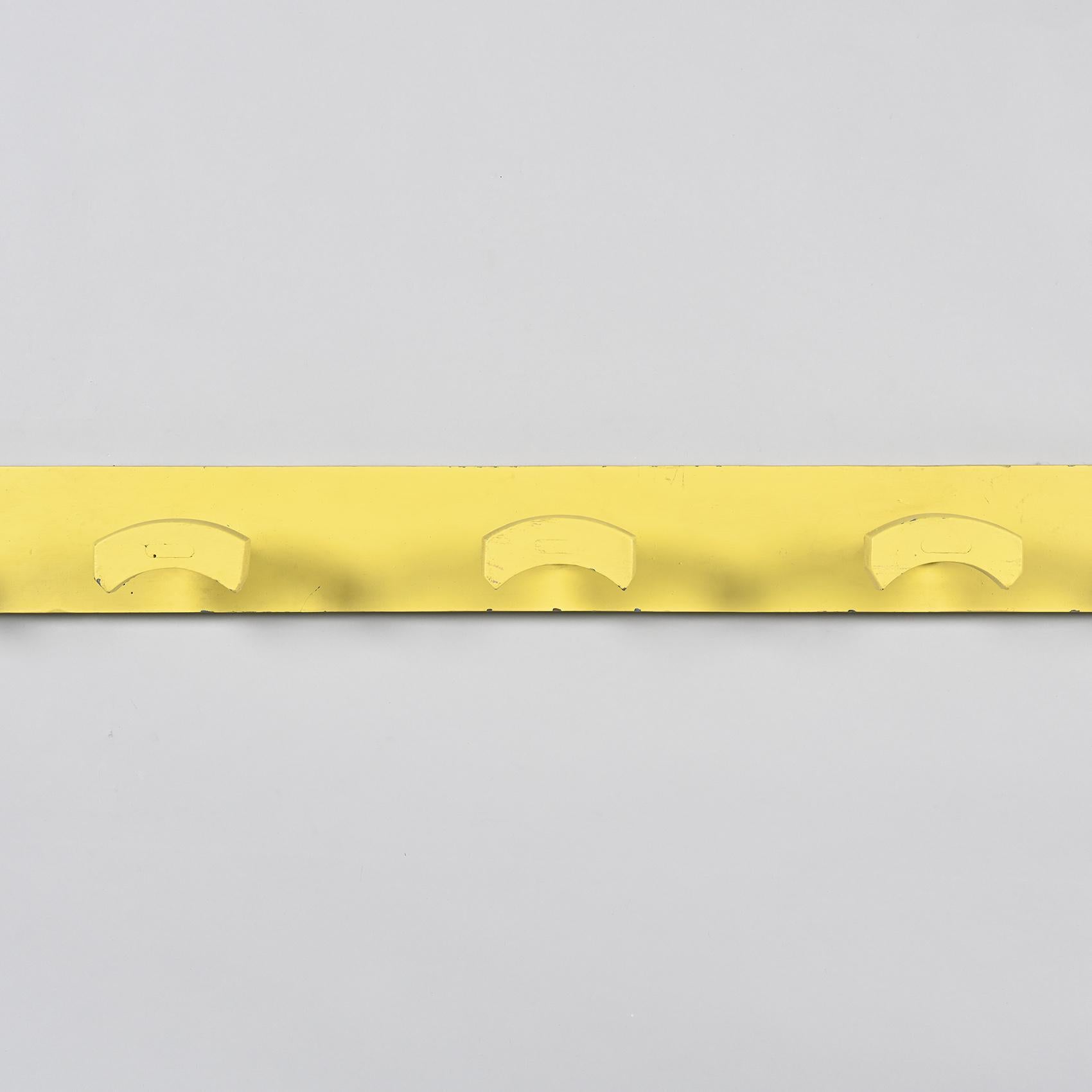 Wall-mounted coat rack from la Cité Radieuse circa 1952 For Sale 4