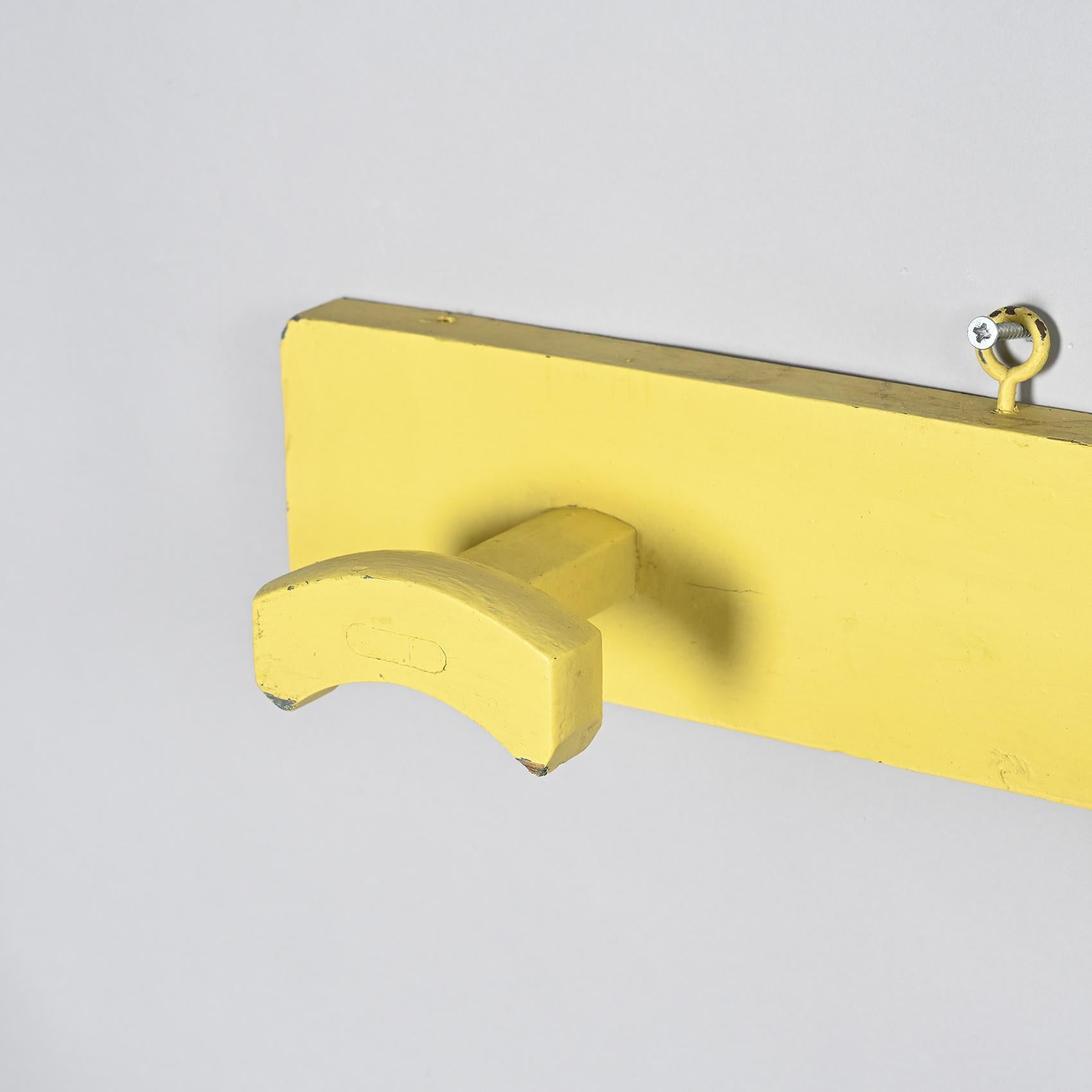 20th Century Wall-mounted coat rack from la Cité Radieuse circa 1952 For Sale