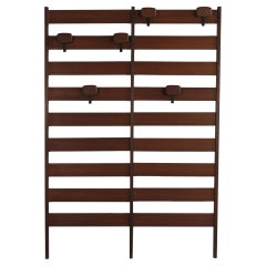 Perchero de pared en madera de nogal by Poltronova años 60 Italia